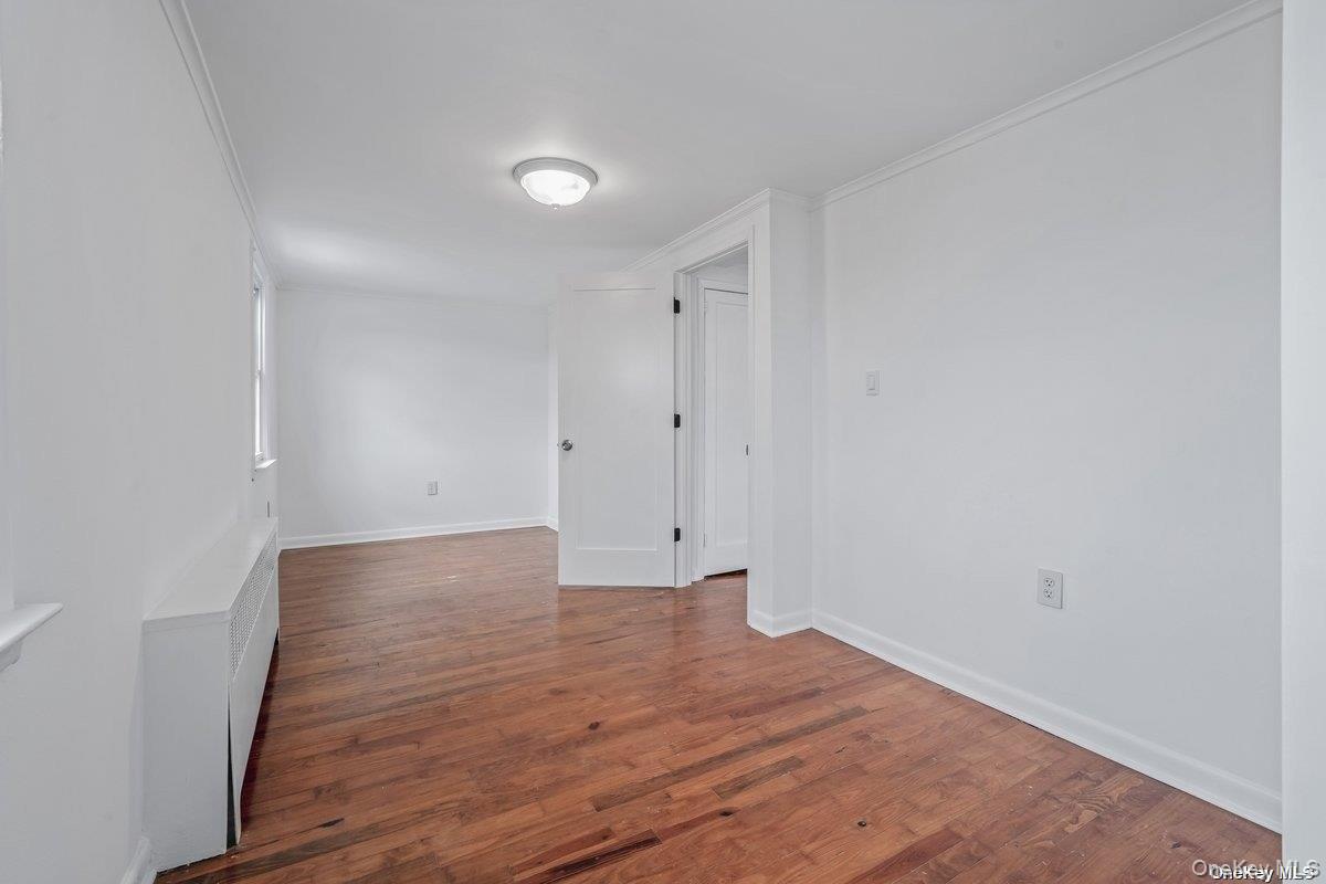 216 Raff Avenue, Mineola, NY 11501