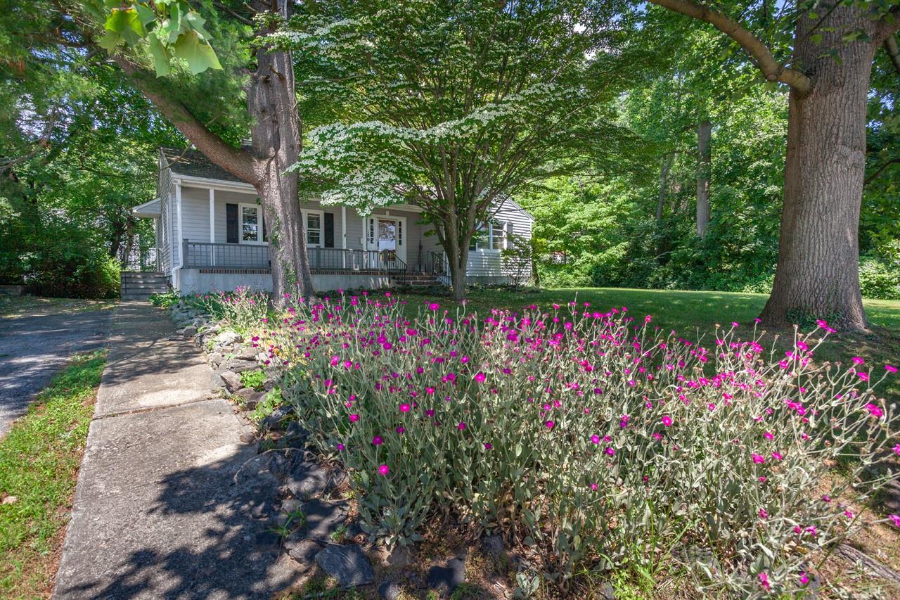 120 Westchester Avenue, Buchanan, NY 10511