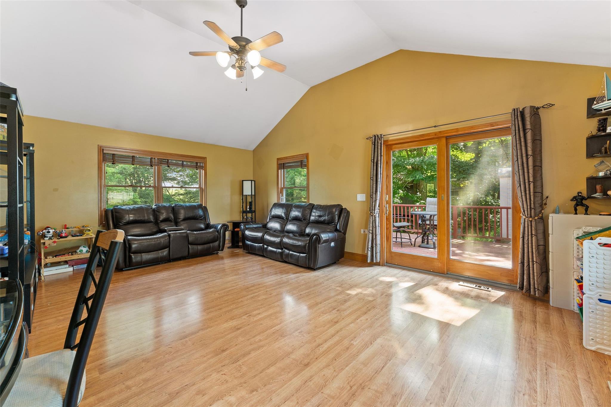 15 Cricket Lane, Mahopac, NY 10541