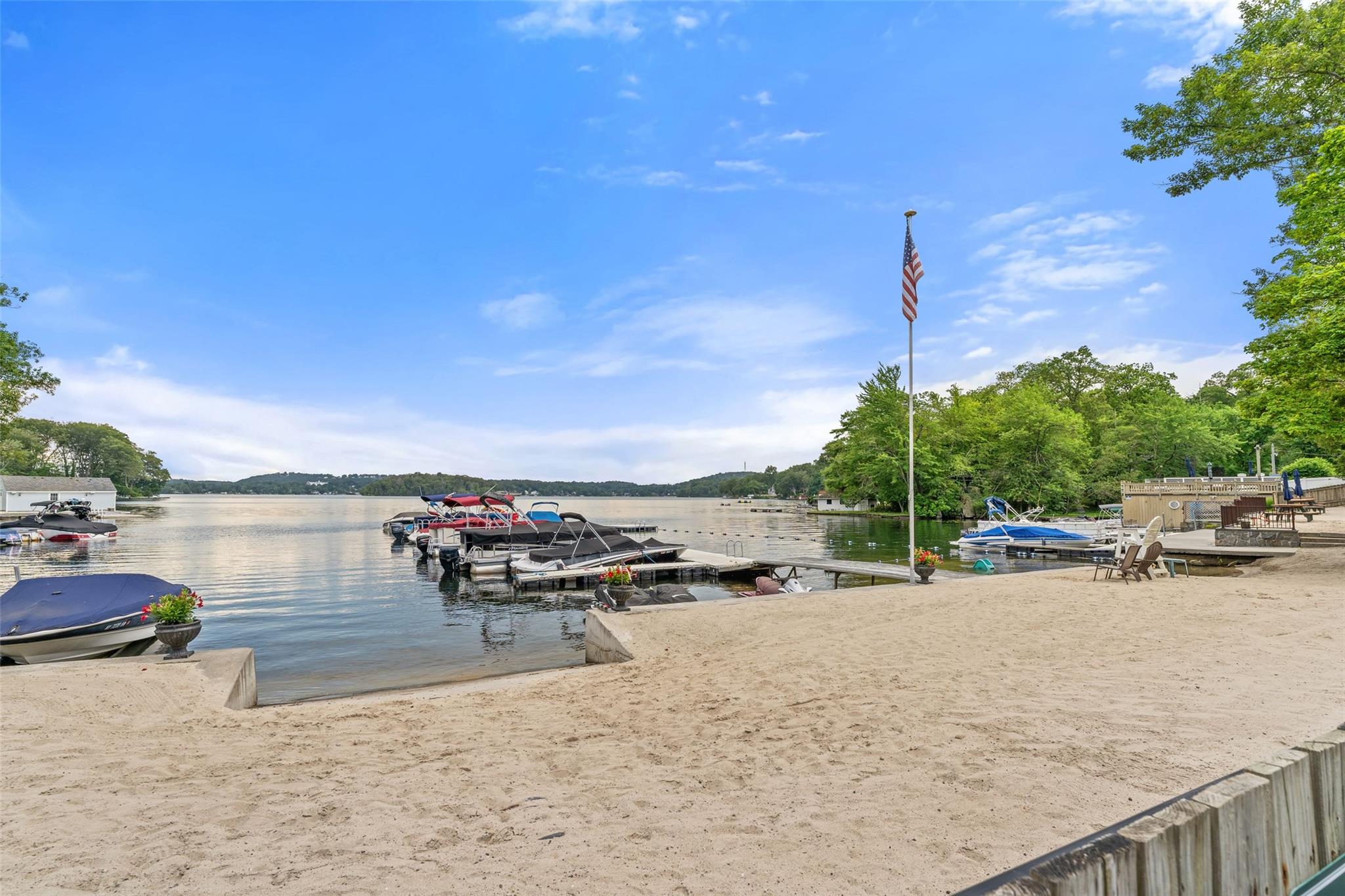 15 Cricket Lane, Mahopac, NY 10541