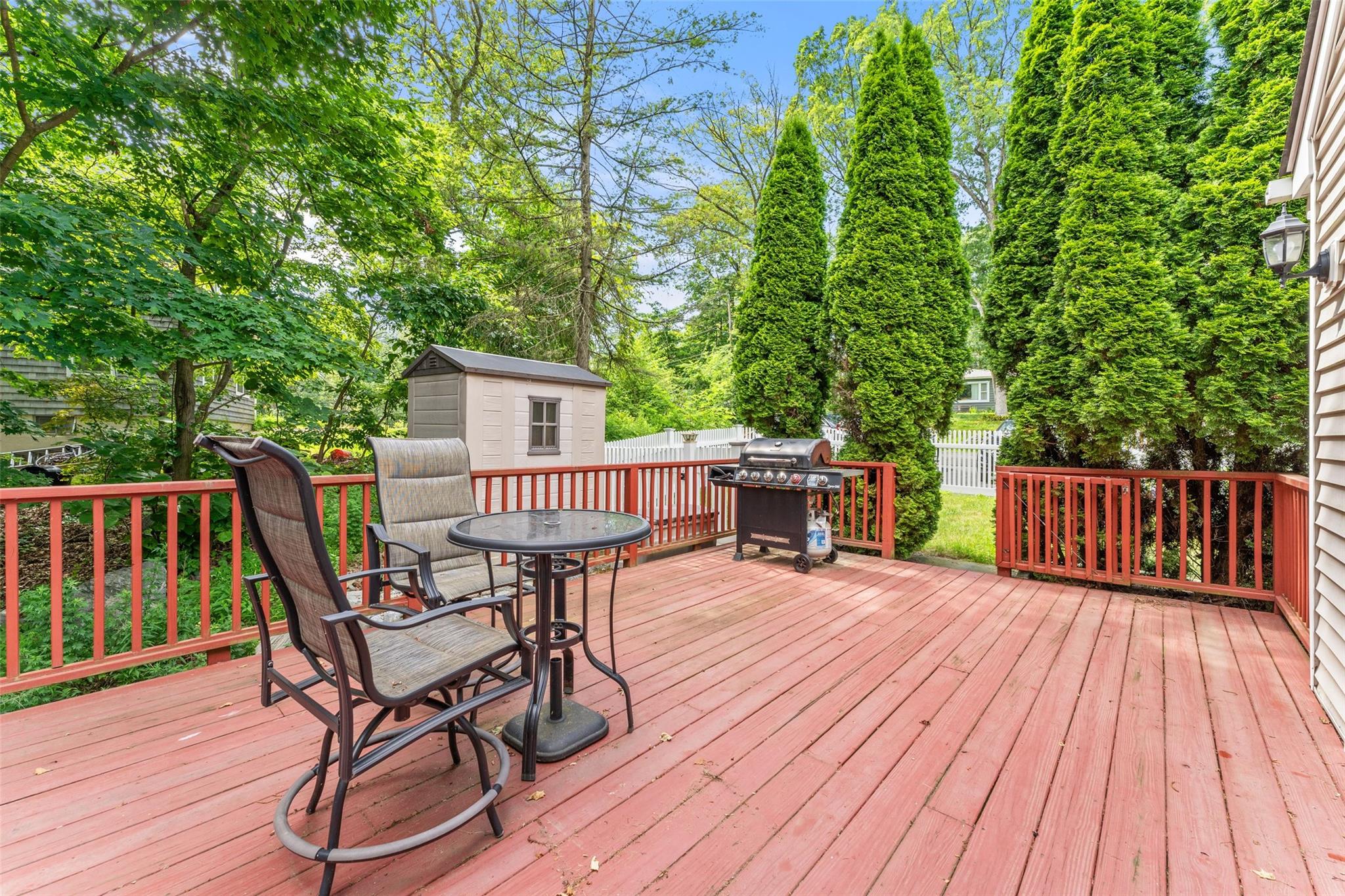 15 Cricket Lane, Mahopac, NY 10541