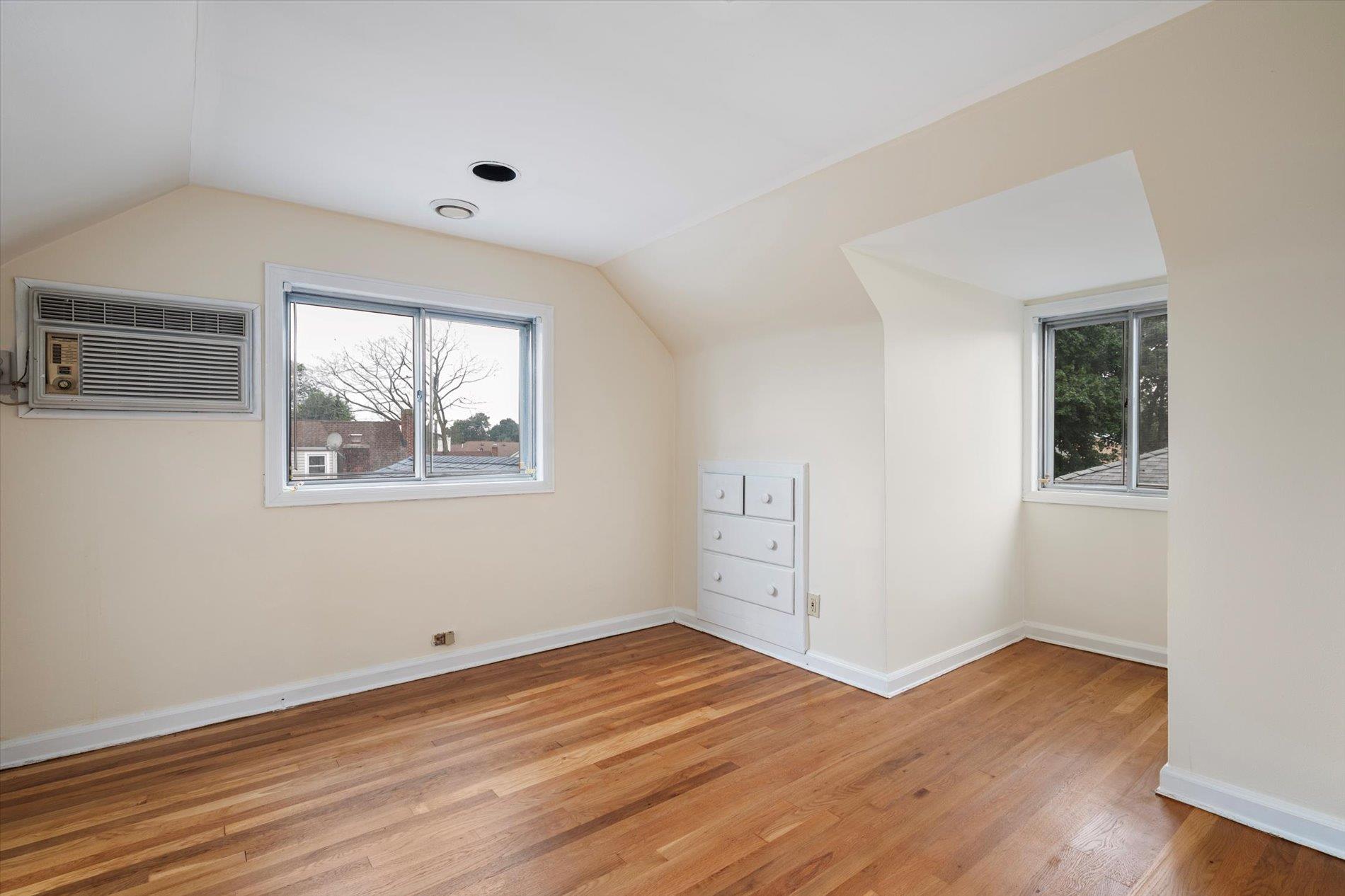 1901 New Hyde Park Road, New Hyde Park, NY 11040