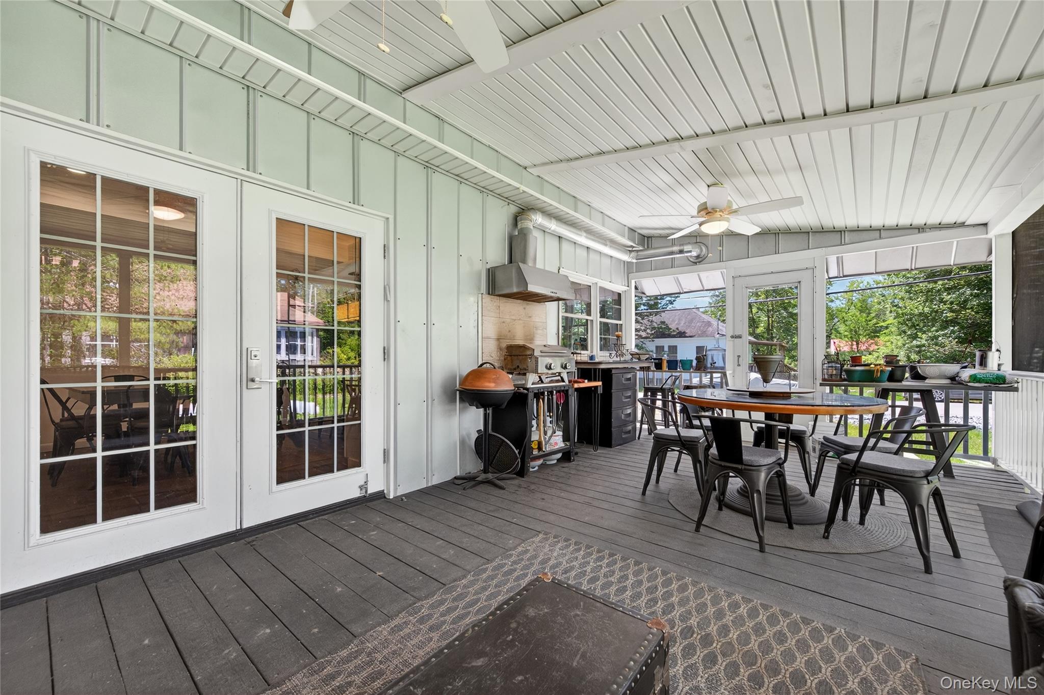 16 Broadway, Loch Sheldrake, NY 12759