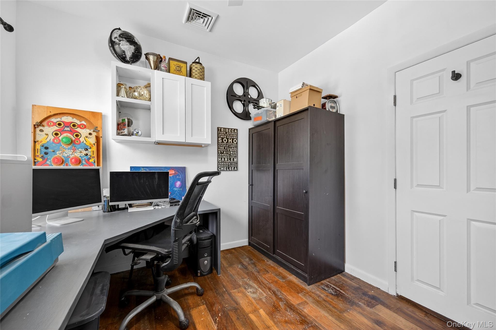 16 Broadway, Loch Sheldrake, NY 12759