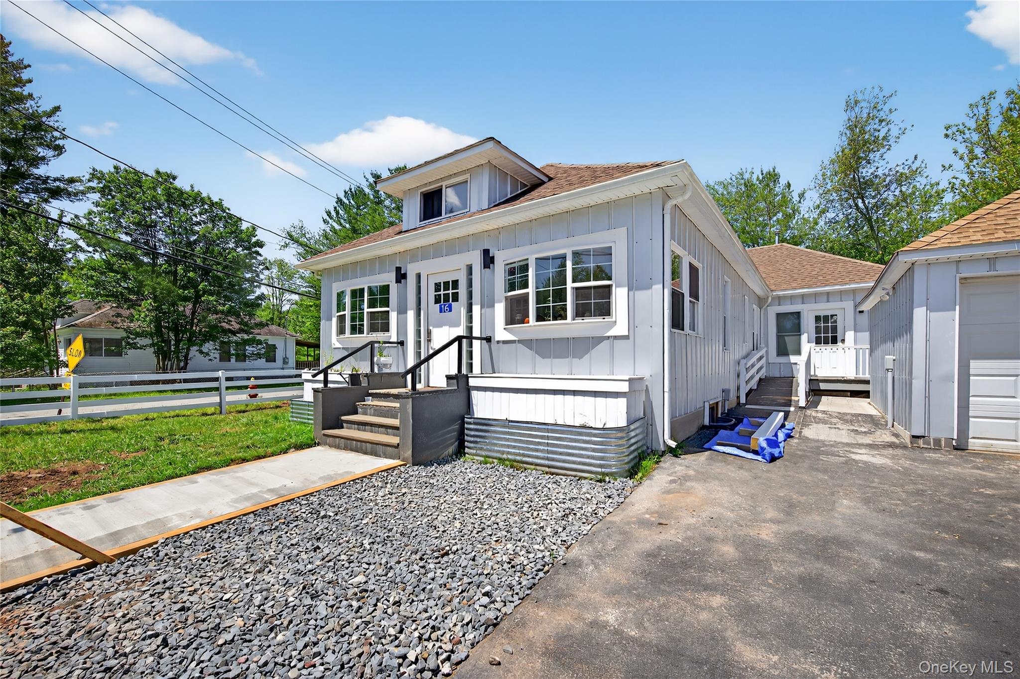 16 Broadway, Loch Sheldrake, NY 12759