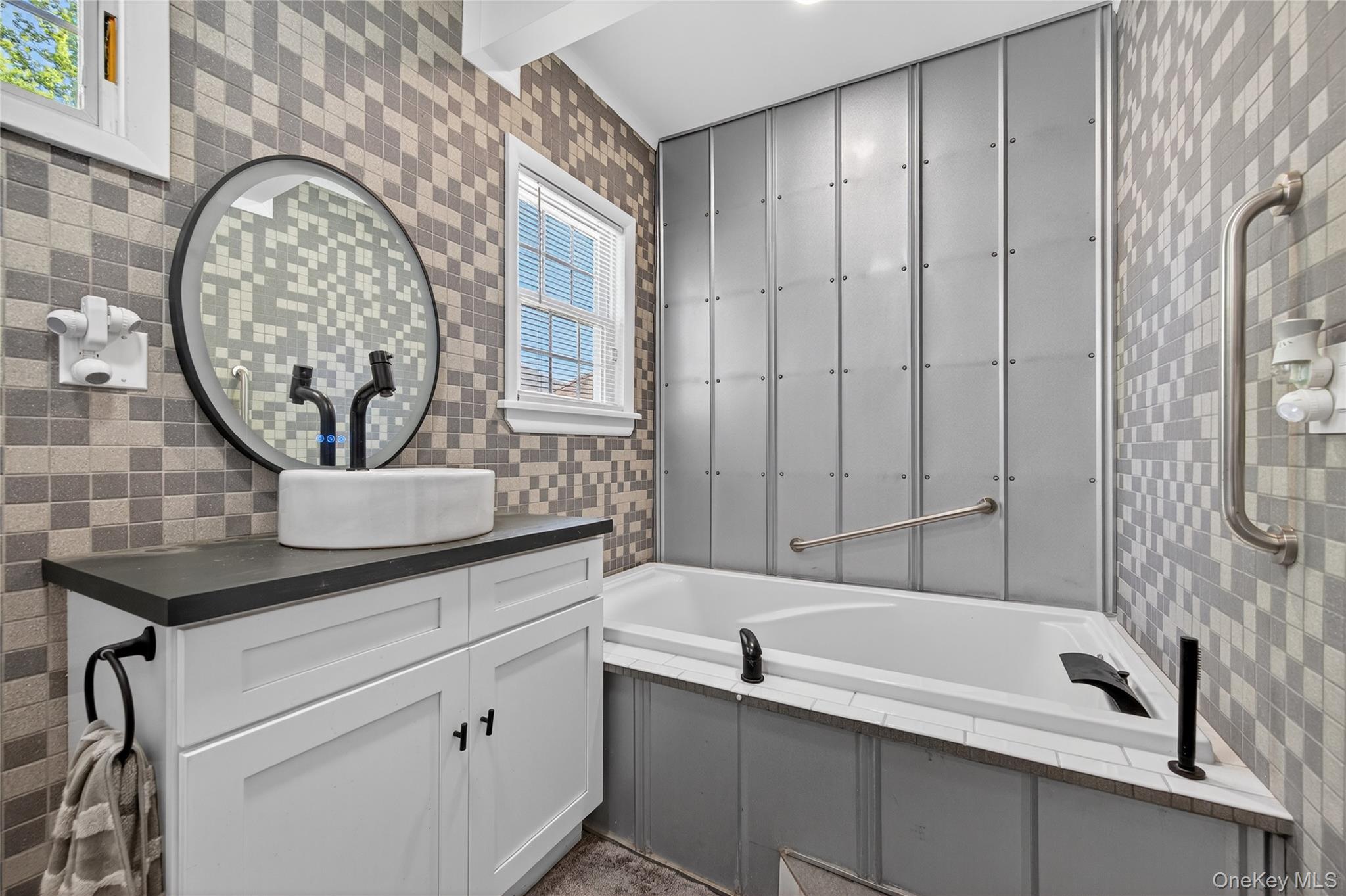 16 Broadway, Loch Sheldrake, NY 12759