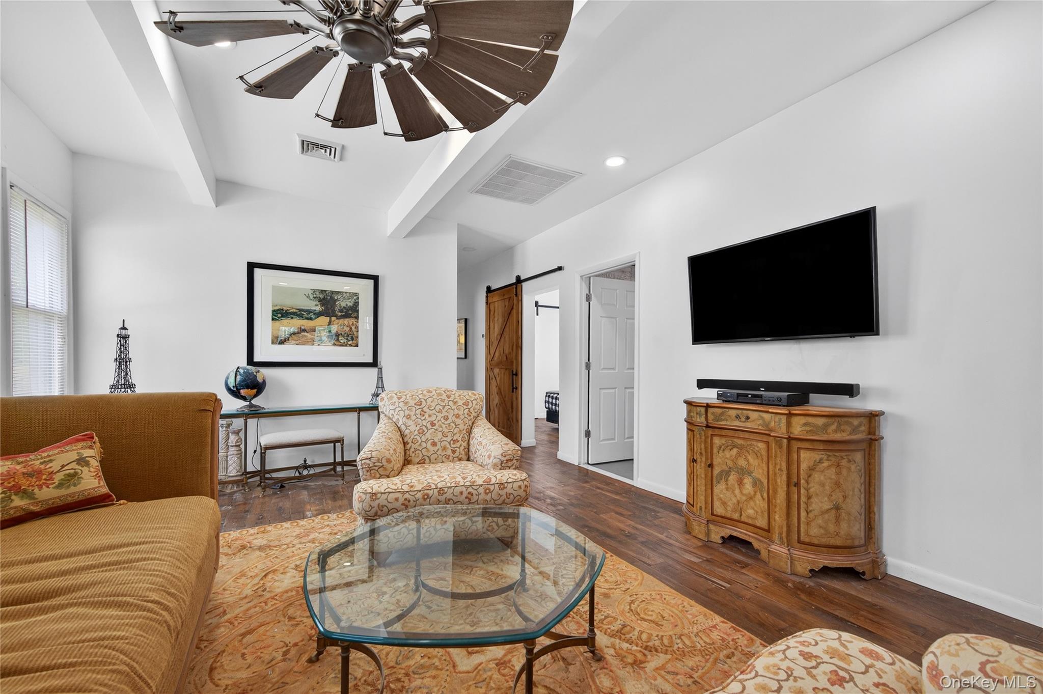 16 Broadway, Loch Sheldrake, NY 12759