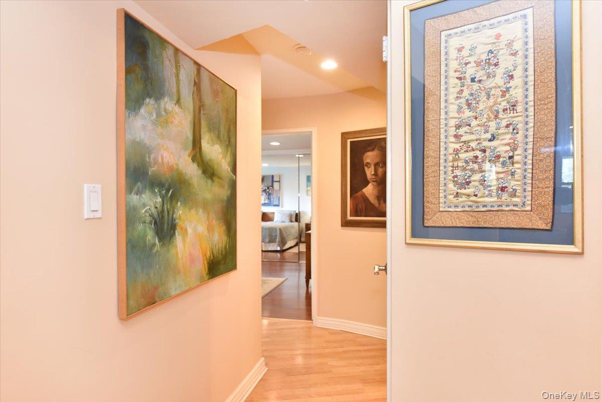 180 S Middle Neck Road # 1-Q, Great Neck, NY 11021