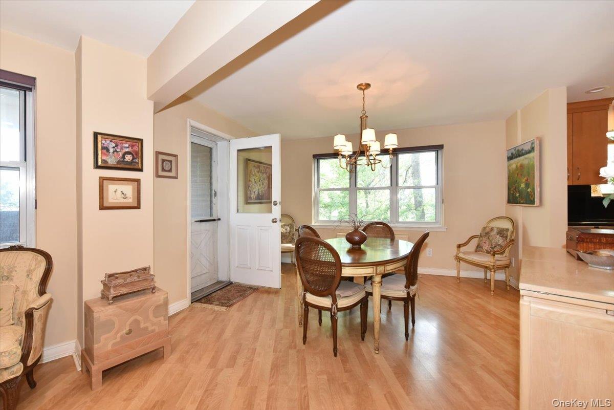 180 S Middle Neck Road # 1-Q, Great Neck, NY 11021