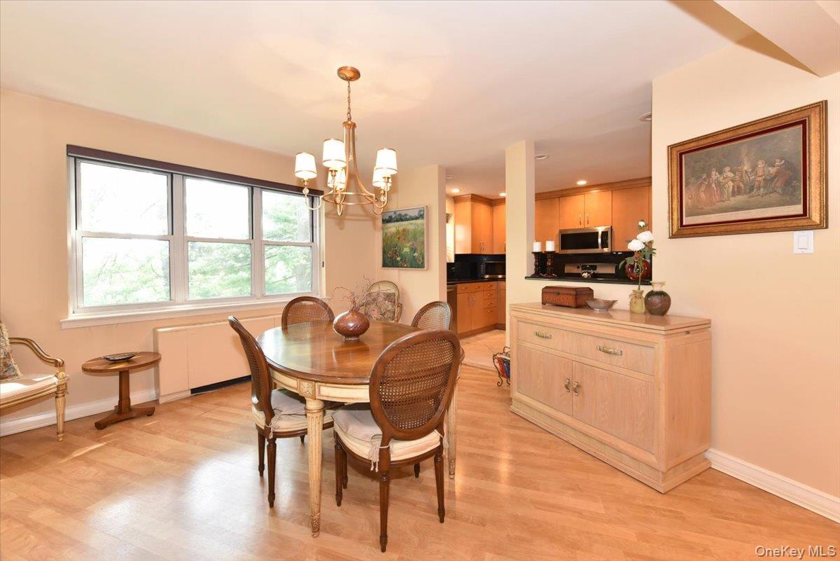 180 S Middle Neck Road # 1-Q, Great Neck, NY 11021