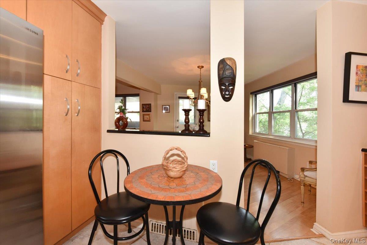 180 S Middle Neck Road # 1-Q, Great Neck, NY 11021