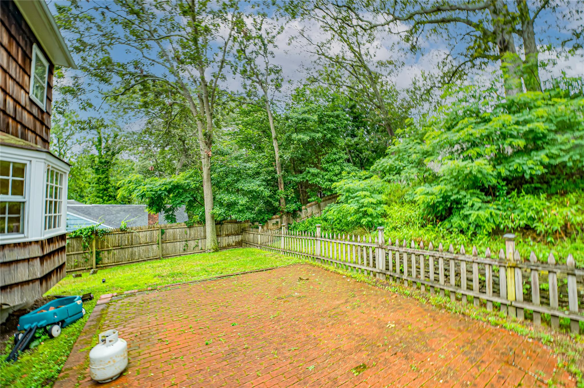 10 Valentine Road, Shoreham, NY 11786