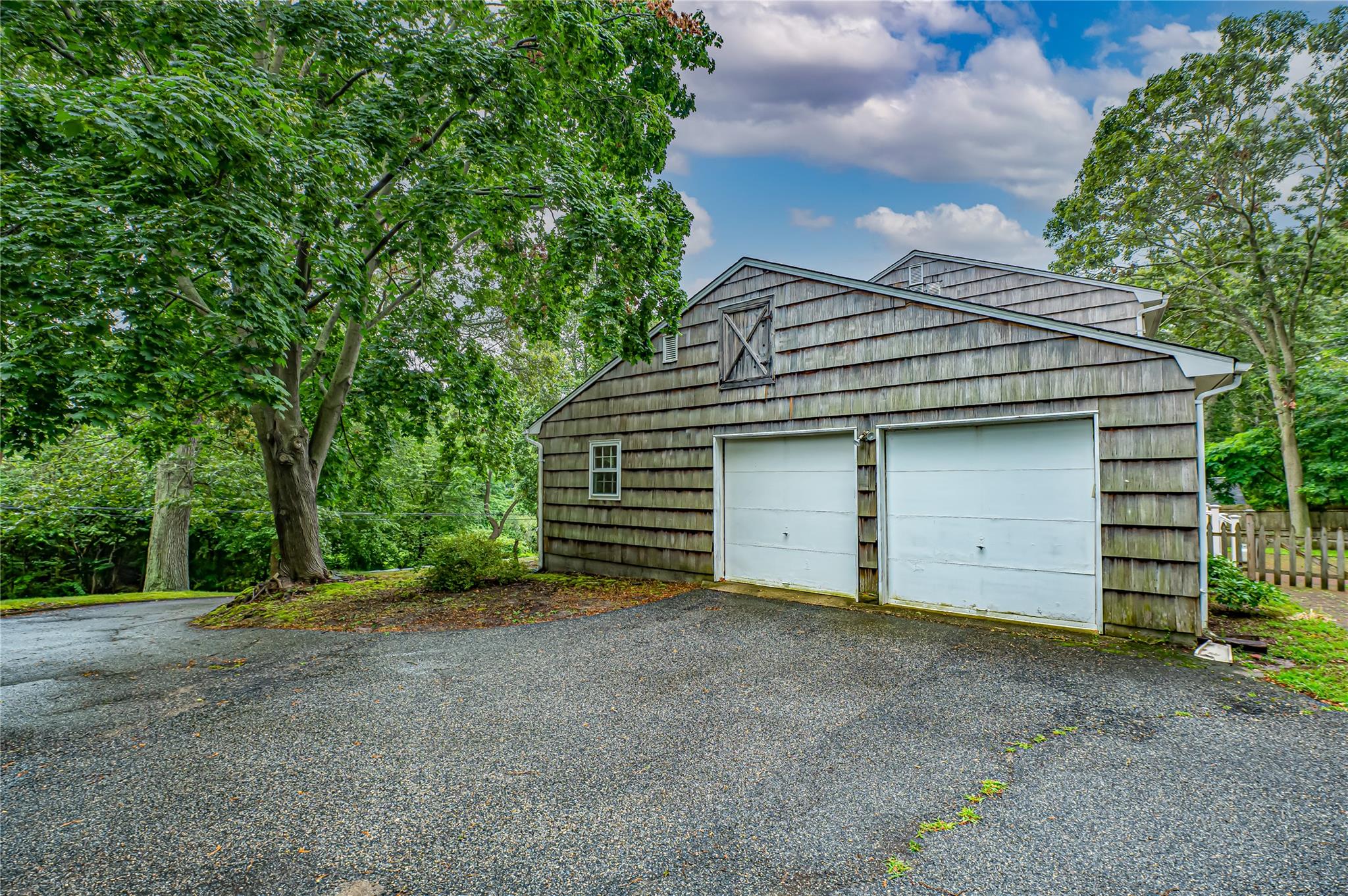 10 Valentine Road, Shoreham, NY 11786