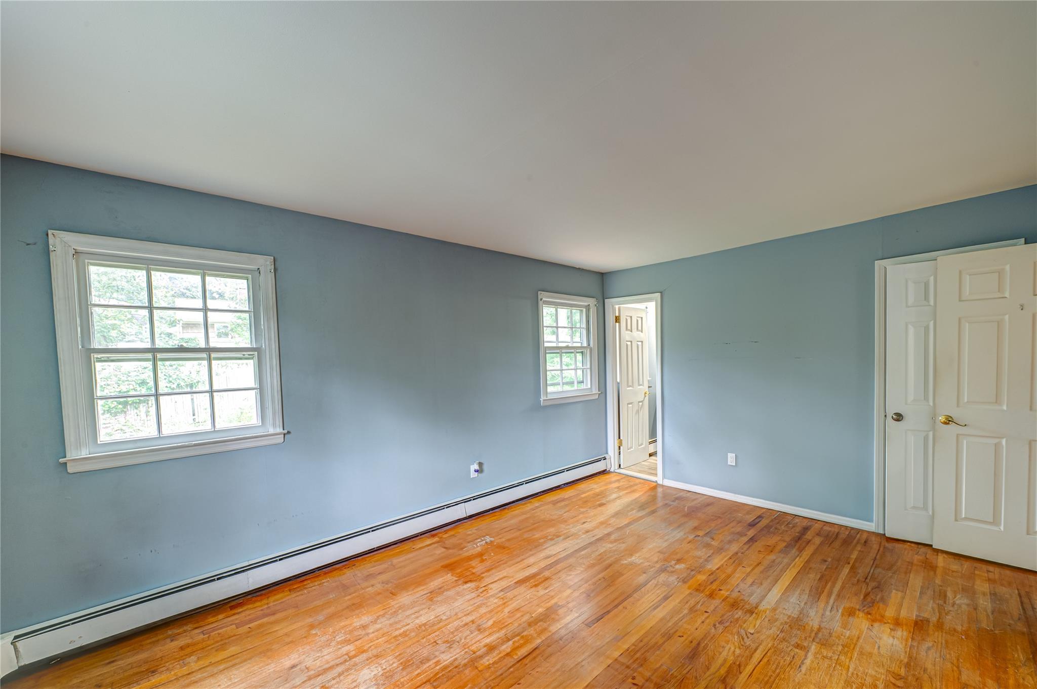 10 Valentine Road, Shoreham, NY 11786