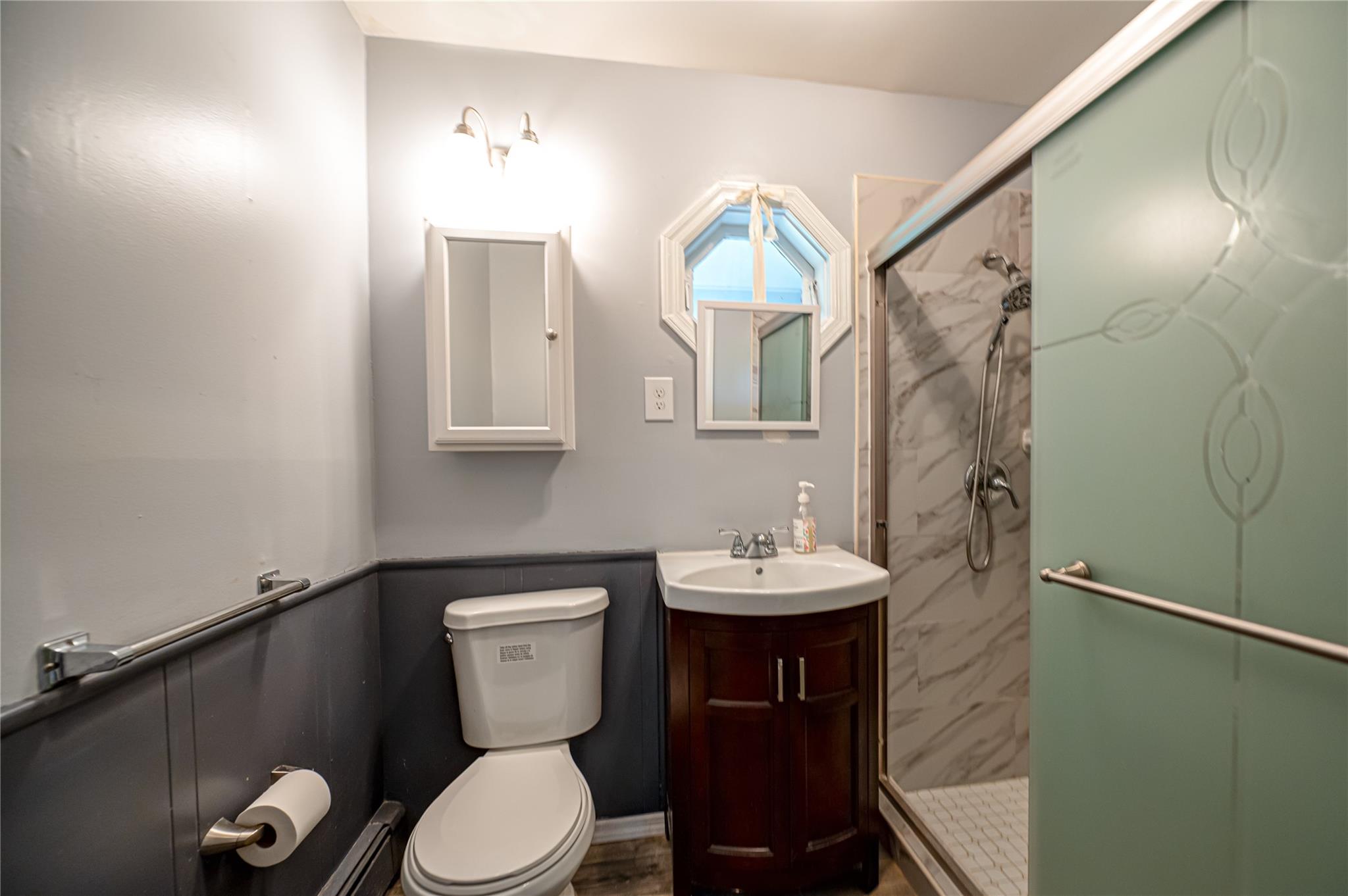 10 Valentine Road, Shoreham, NY 11786