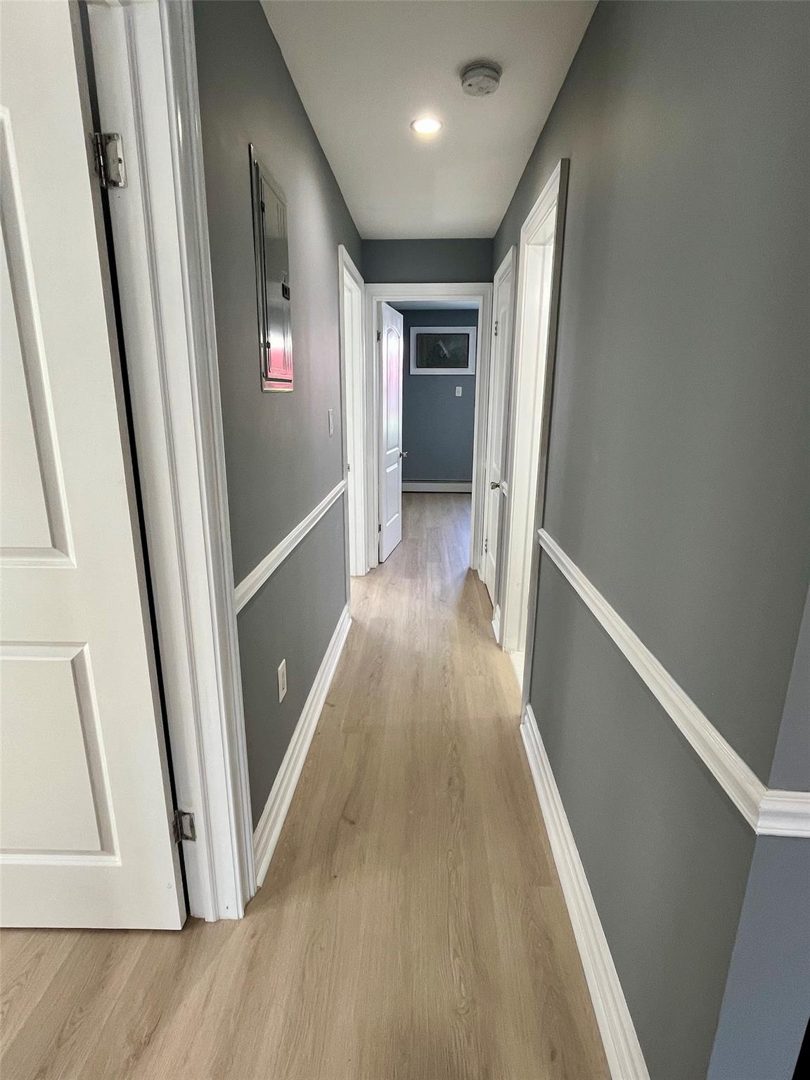 819 Hollywood Avenue, Bronx, NY 10465