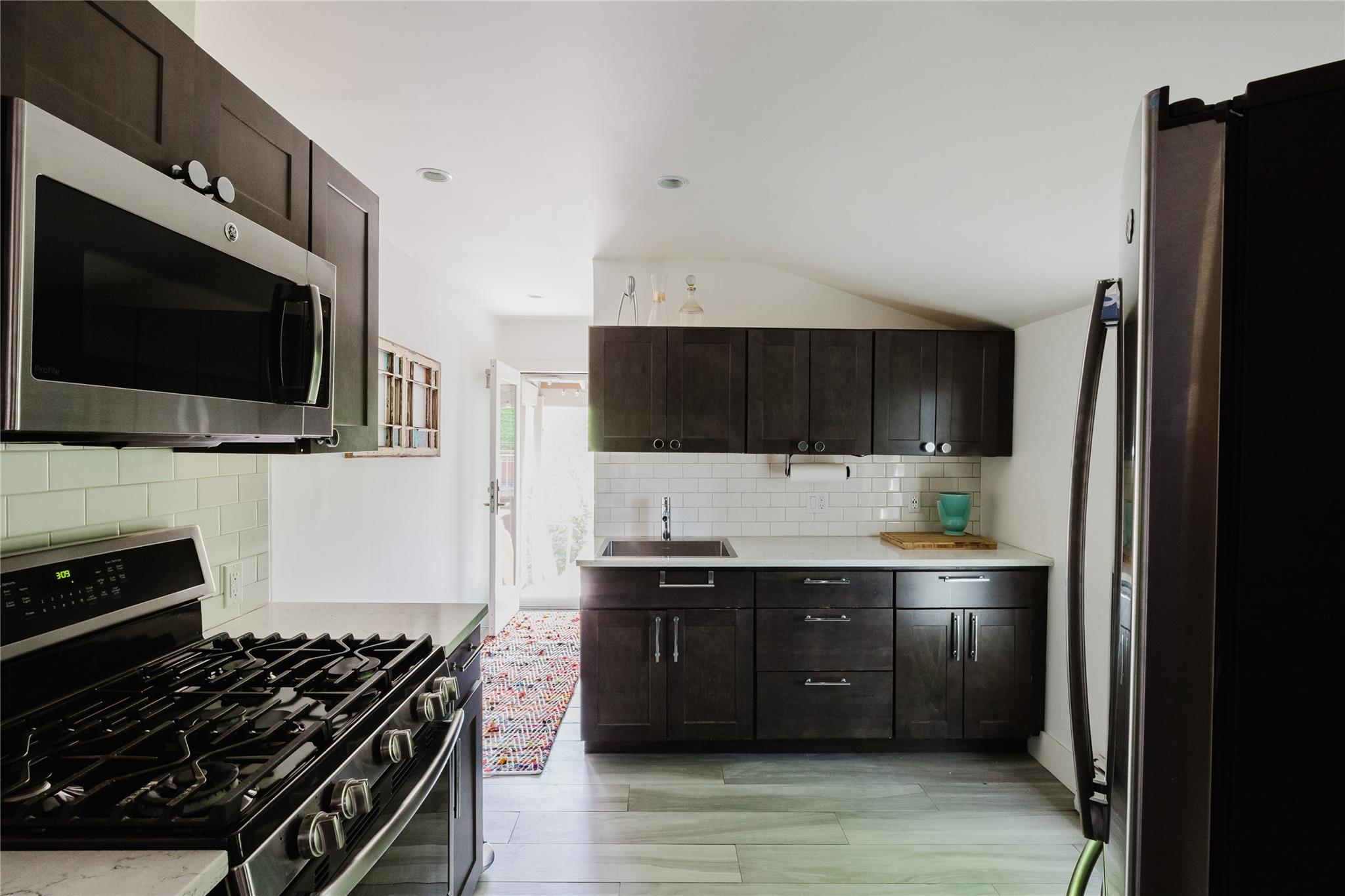 609 State Street, Hudson, NY 12534