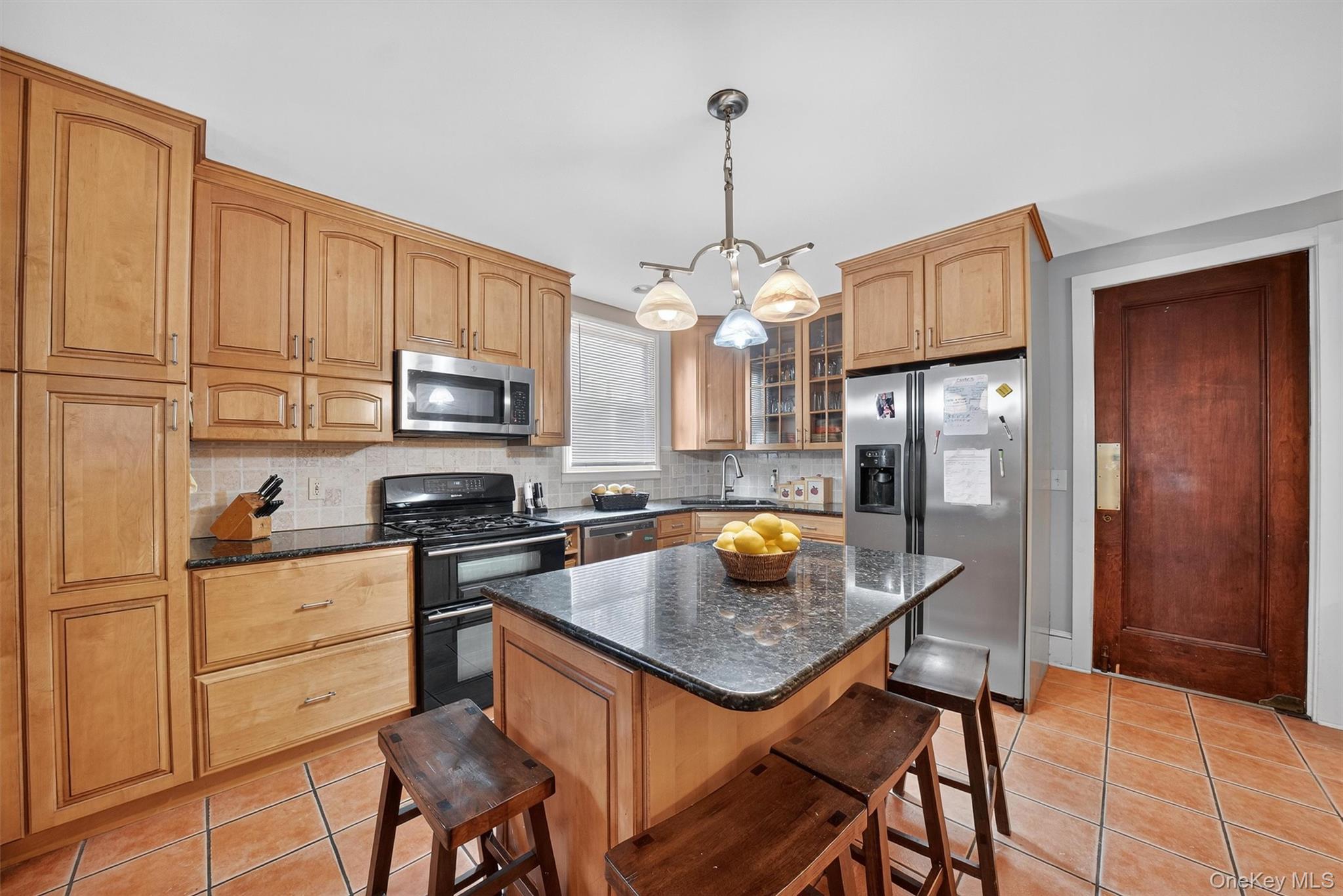 13 Garfield Place, Poughkeepsie, NY 12601