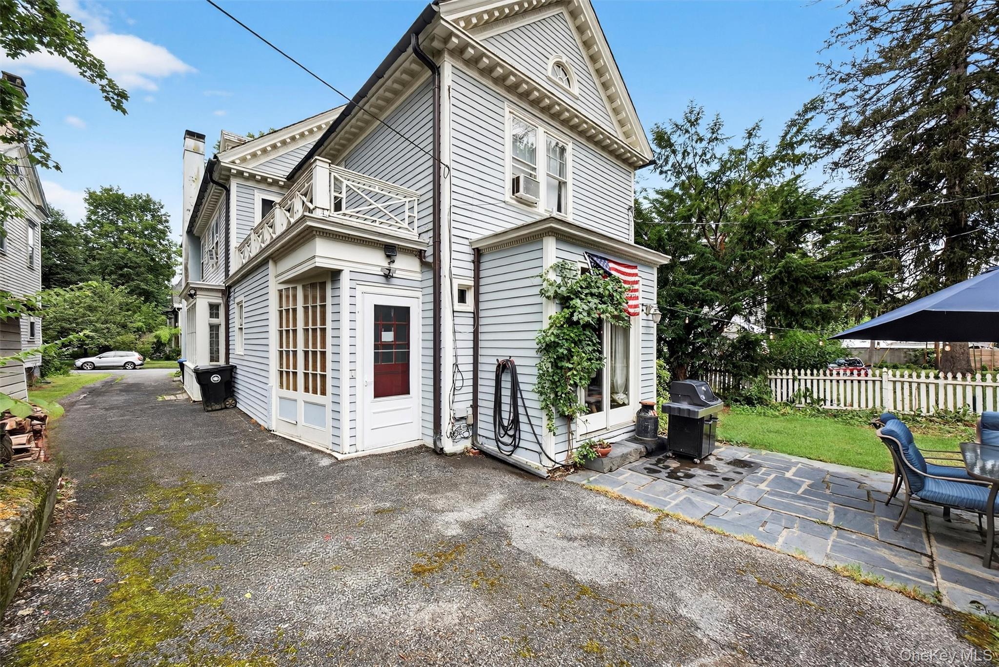 13 Garfield Place, Poughkeepsie, NY 12601