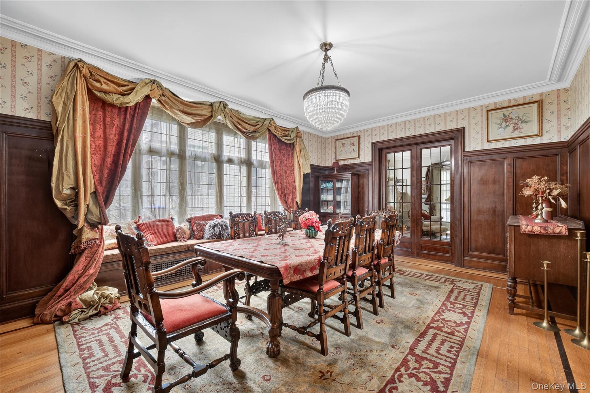 13 Garfield Place, Poughkeepsie, NY 12601