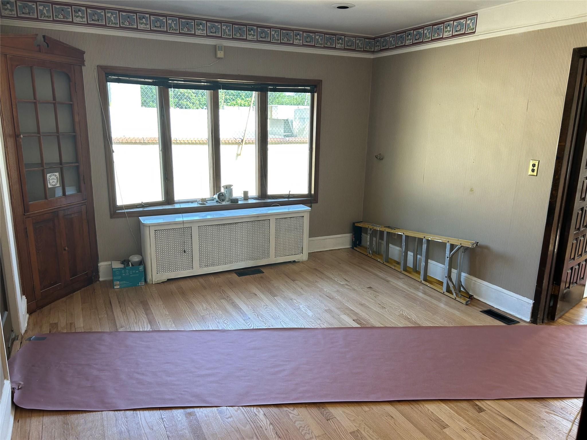 153 W Main Street, Kings Park, NY 11754