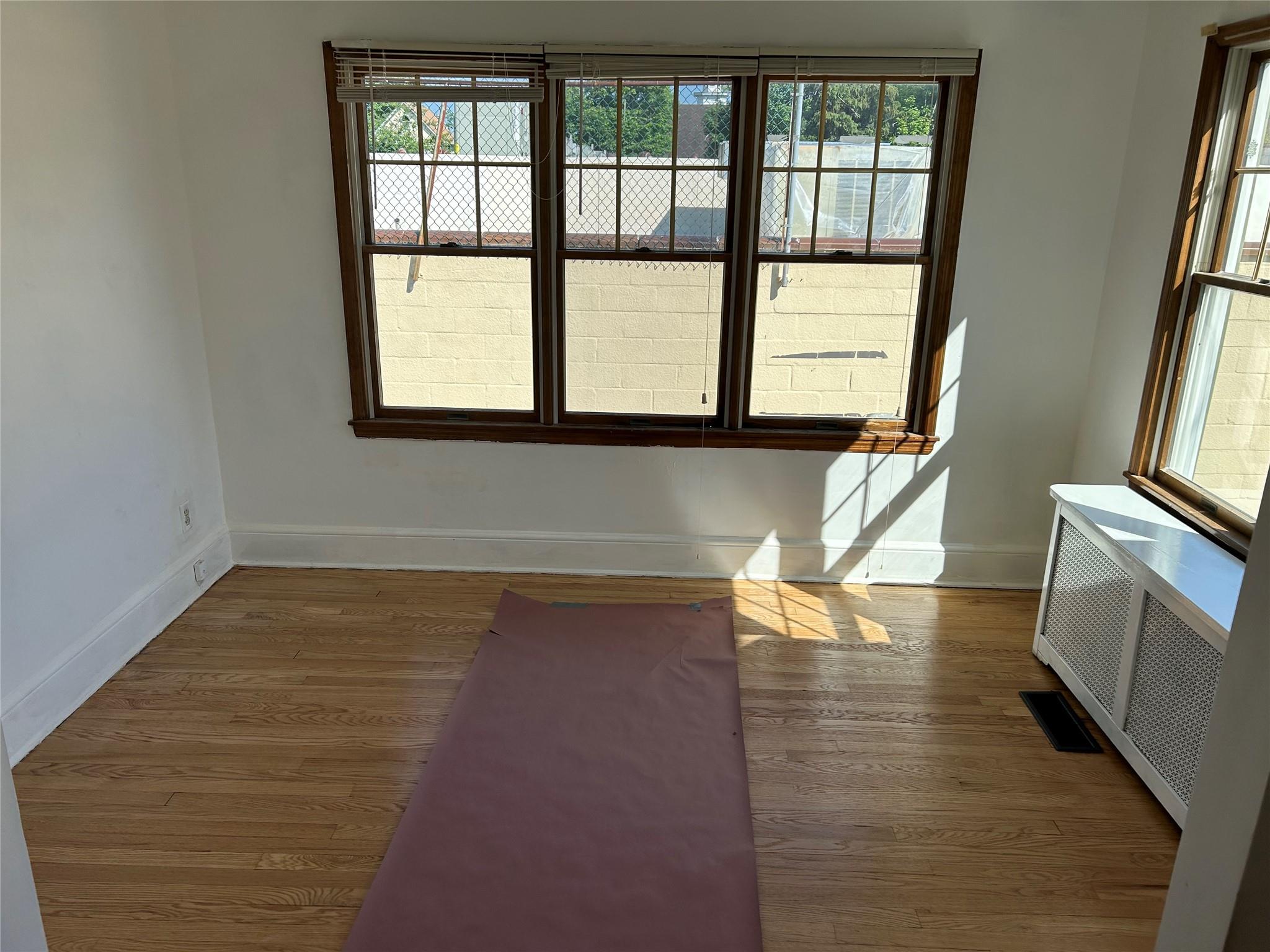 153 W Main Street, Kings Park, NY 11754