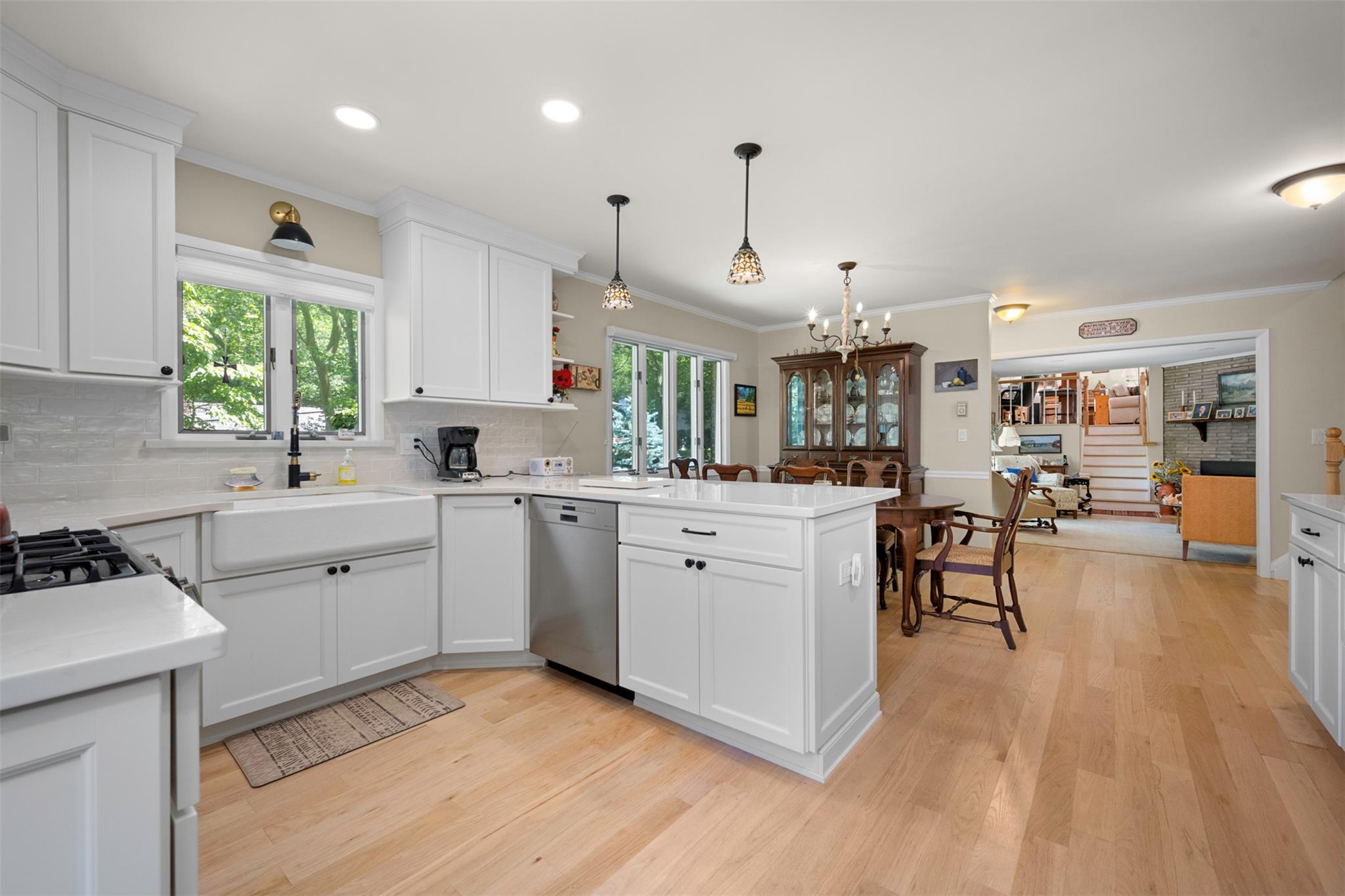 54 Bankside Drive, Centerport, NY 11721