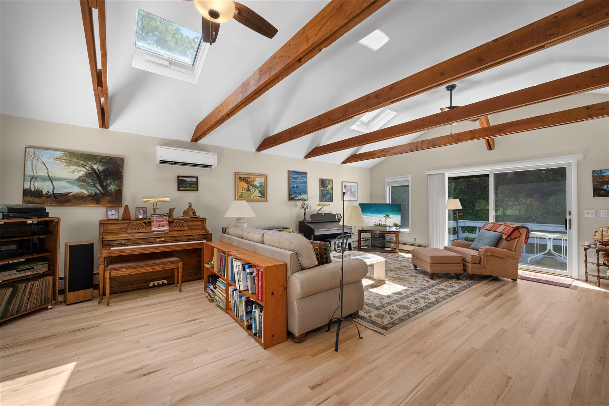 54 Bankside Drive, Centerport, NY 11721