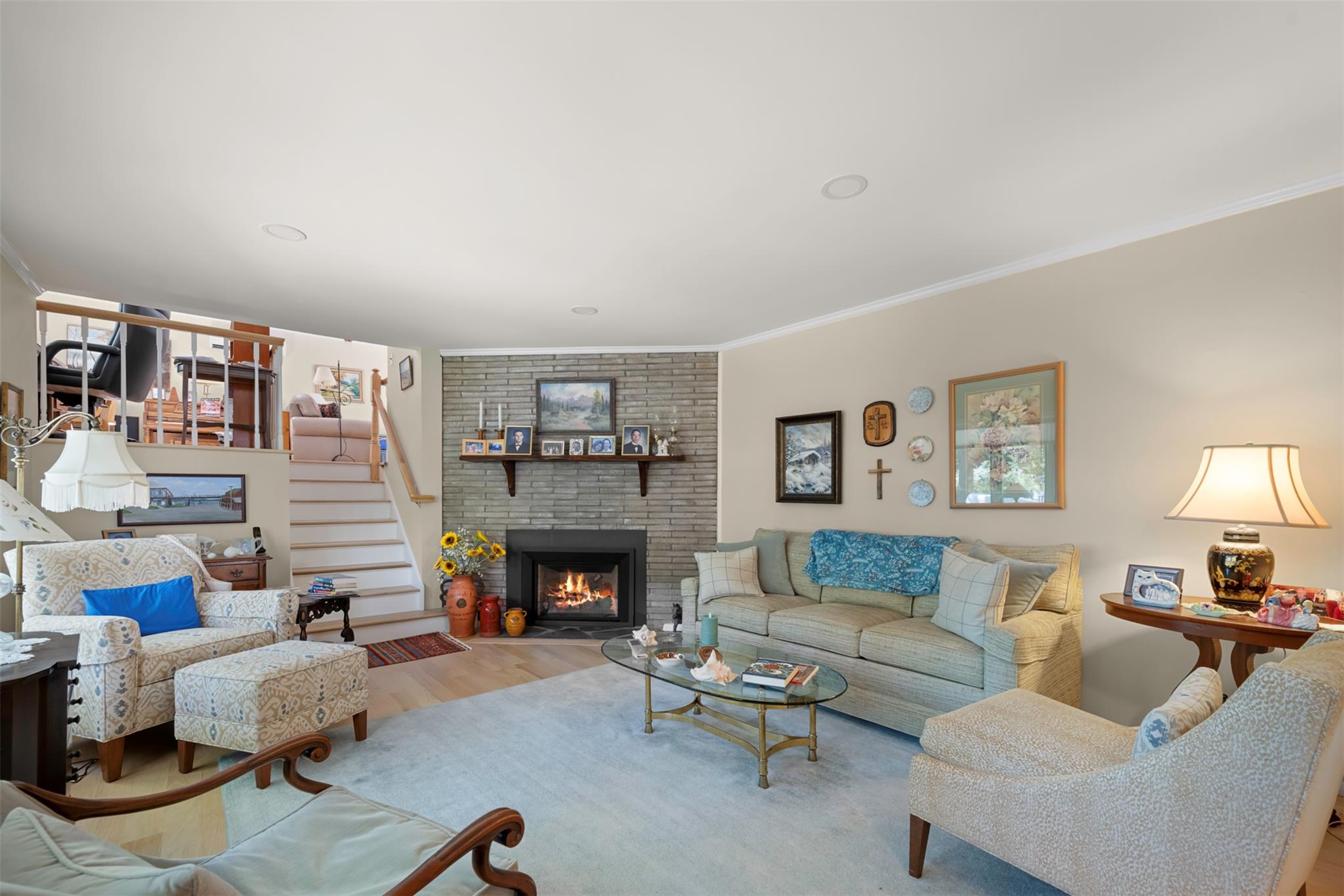 54 Bankside Drive, Centerport, NY 11721