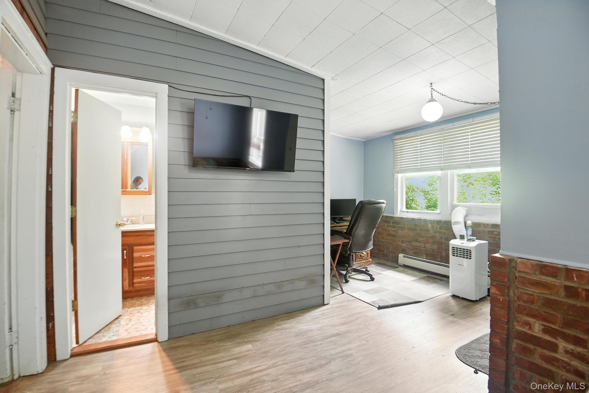 14 Pine Street, Lake Peekskill, NY 10537