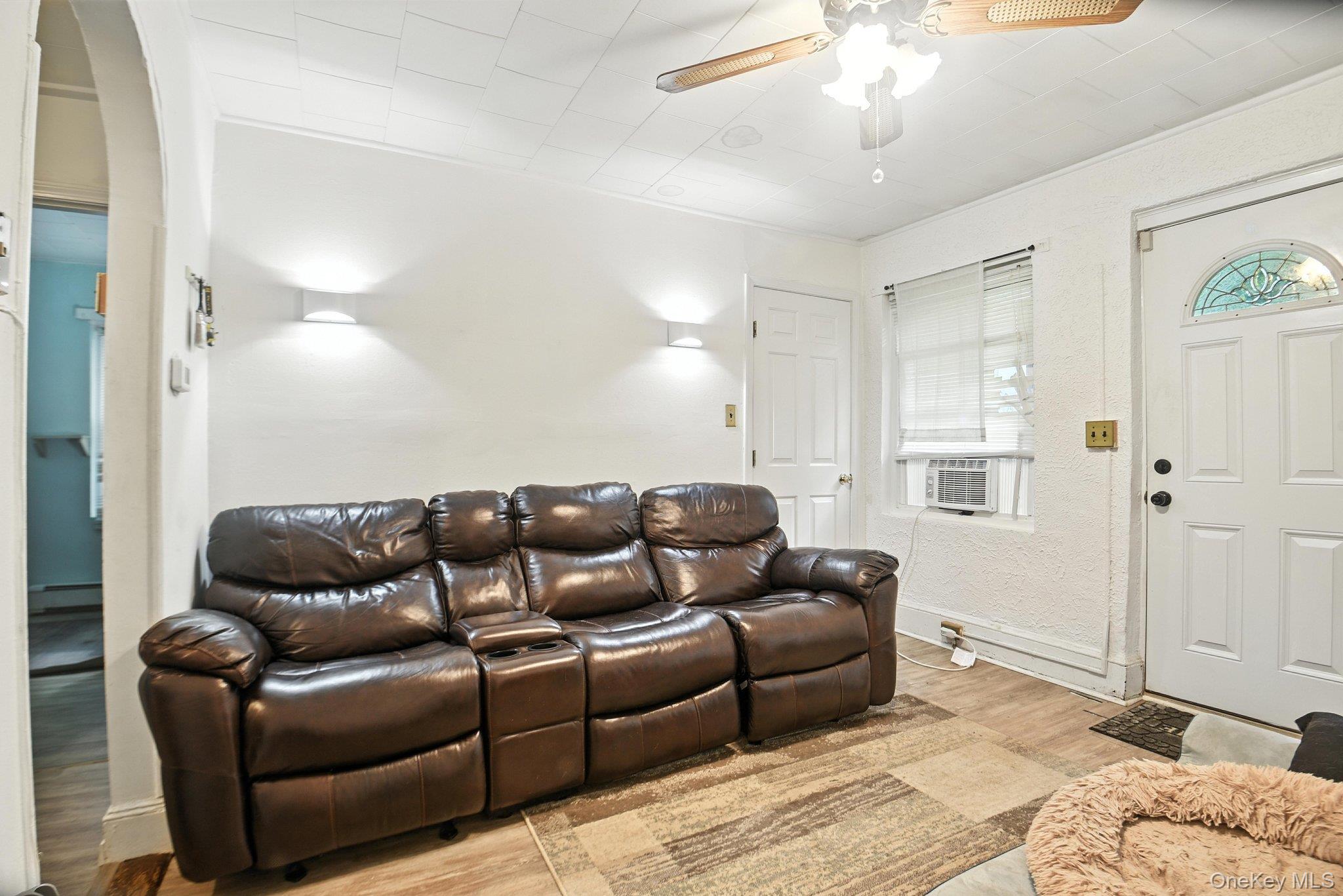 14 Pine Street, Lake Peekskill, NY 10537