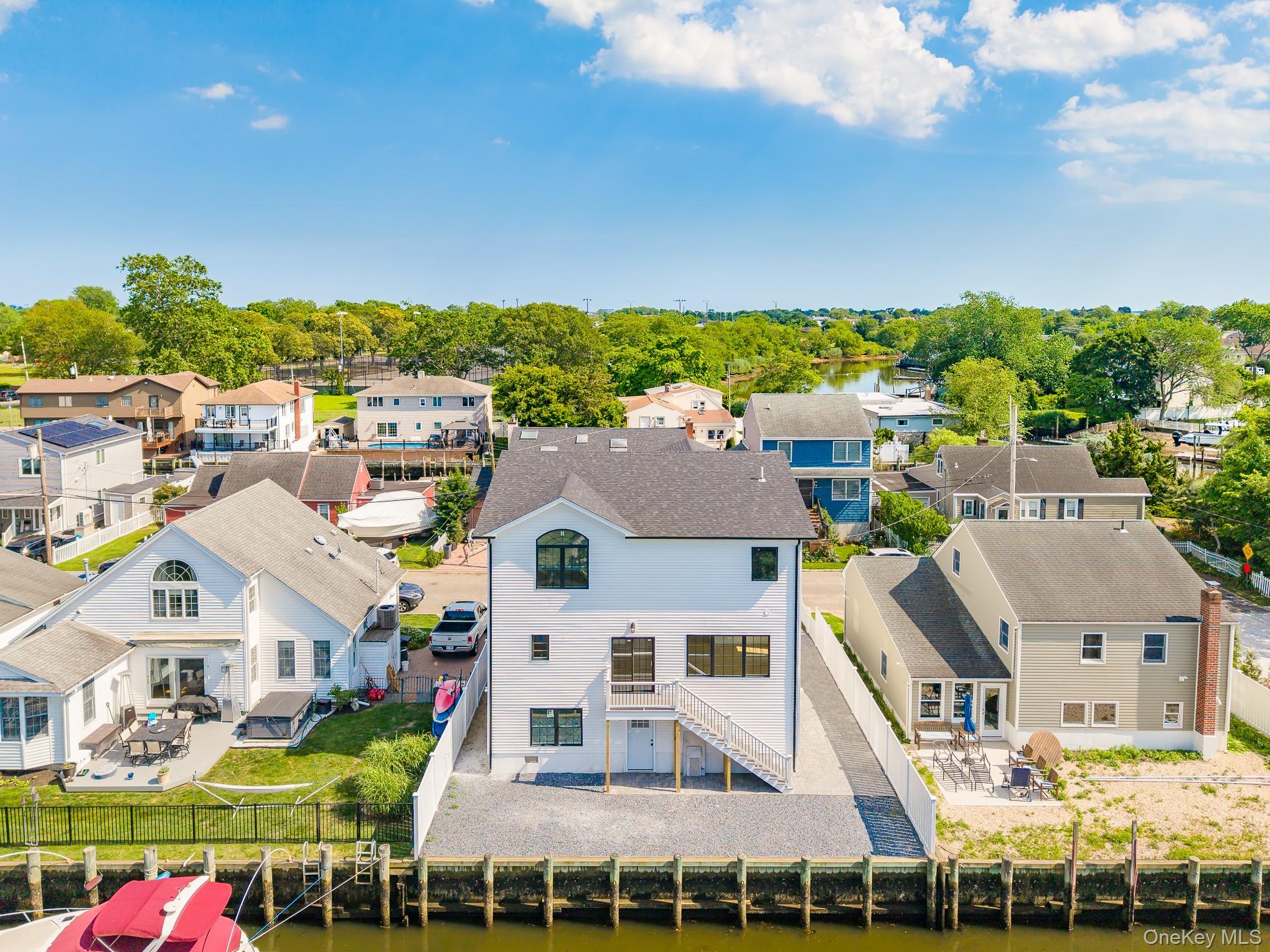 23 Bay Street, Bellmore, NY 11710