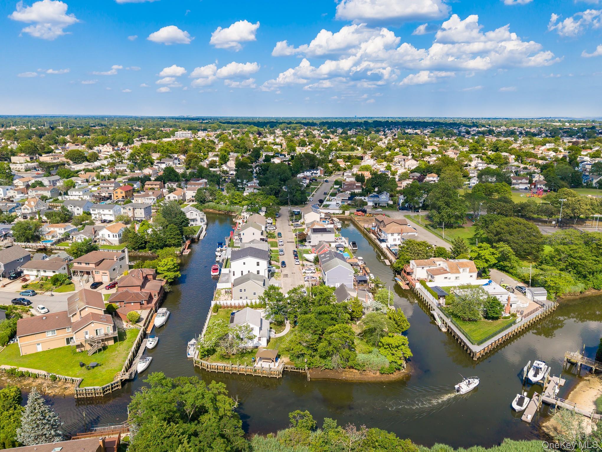 23 Bay Street, Bellmore, NY 11710