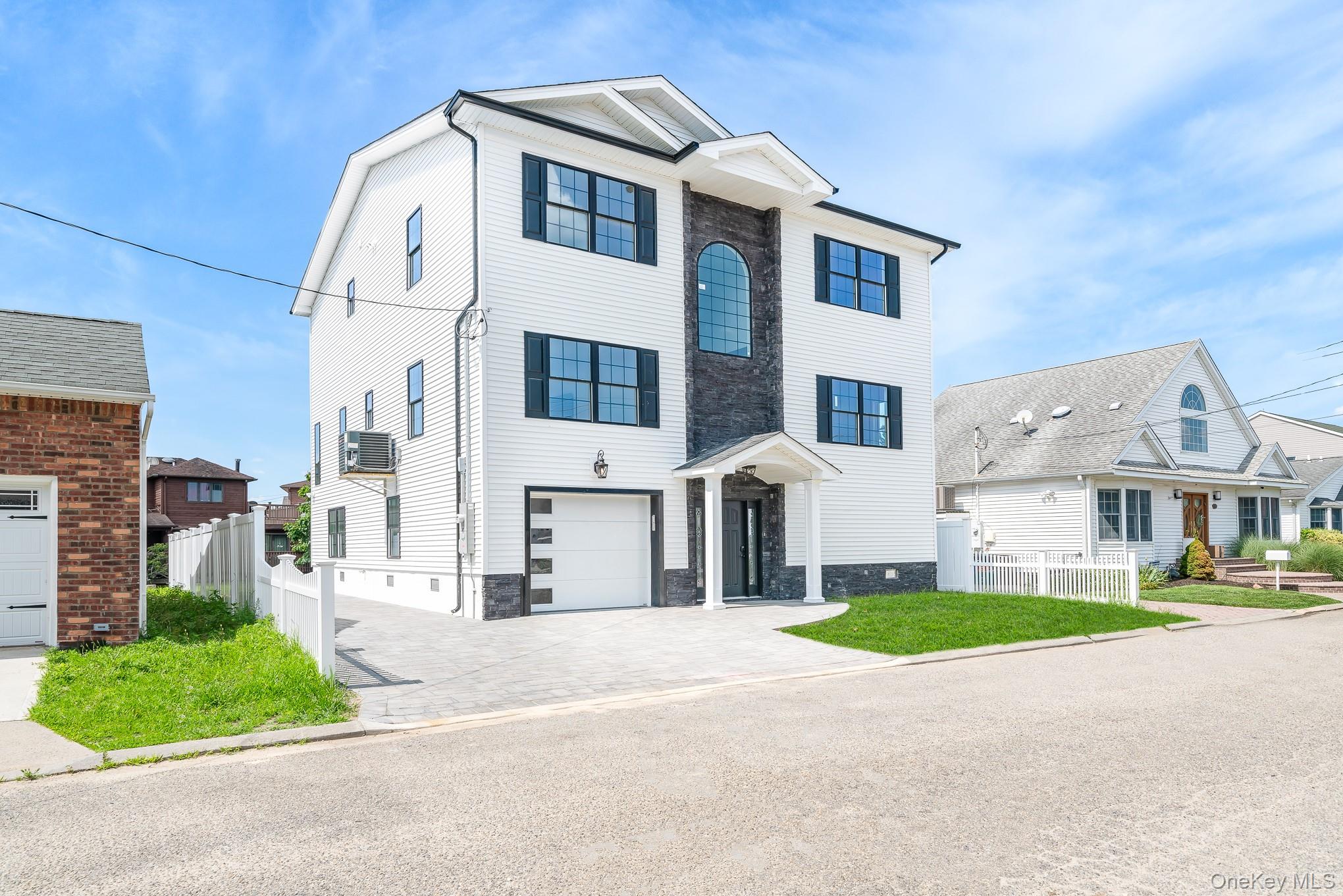 23 Bay Street, Bellmore, NY 11710