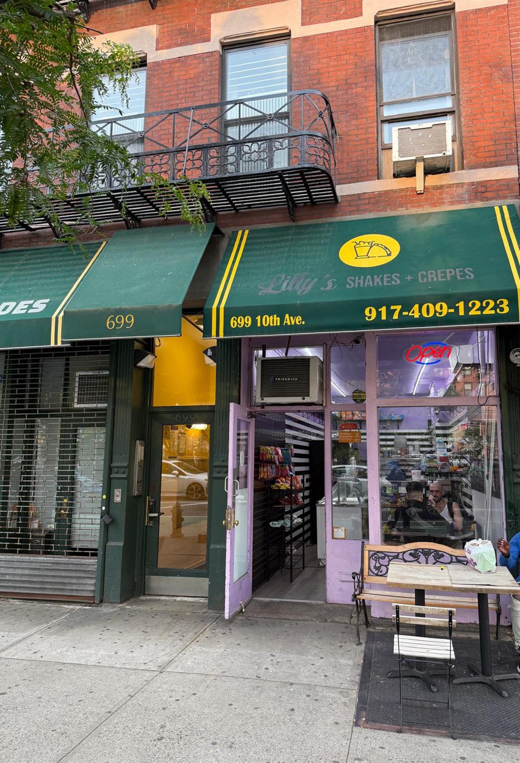 699 10th Avenue, New York (Manhattan), NY 10036