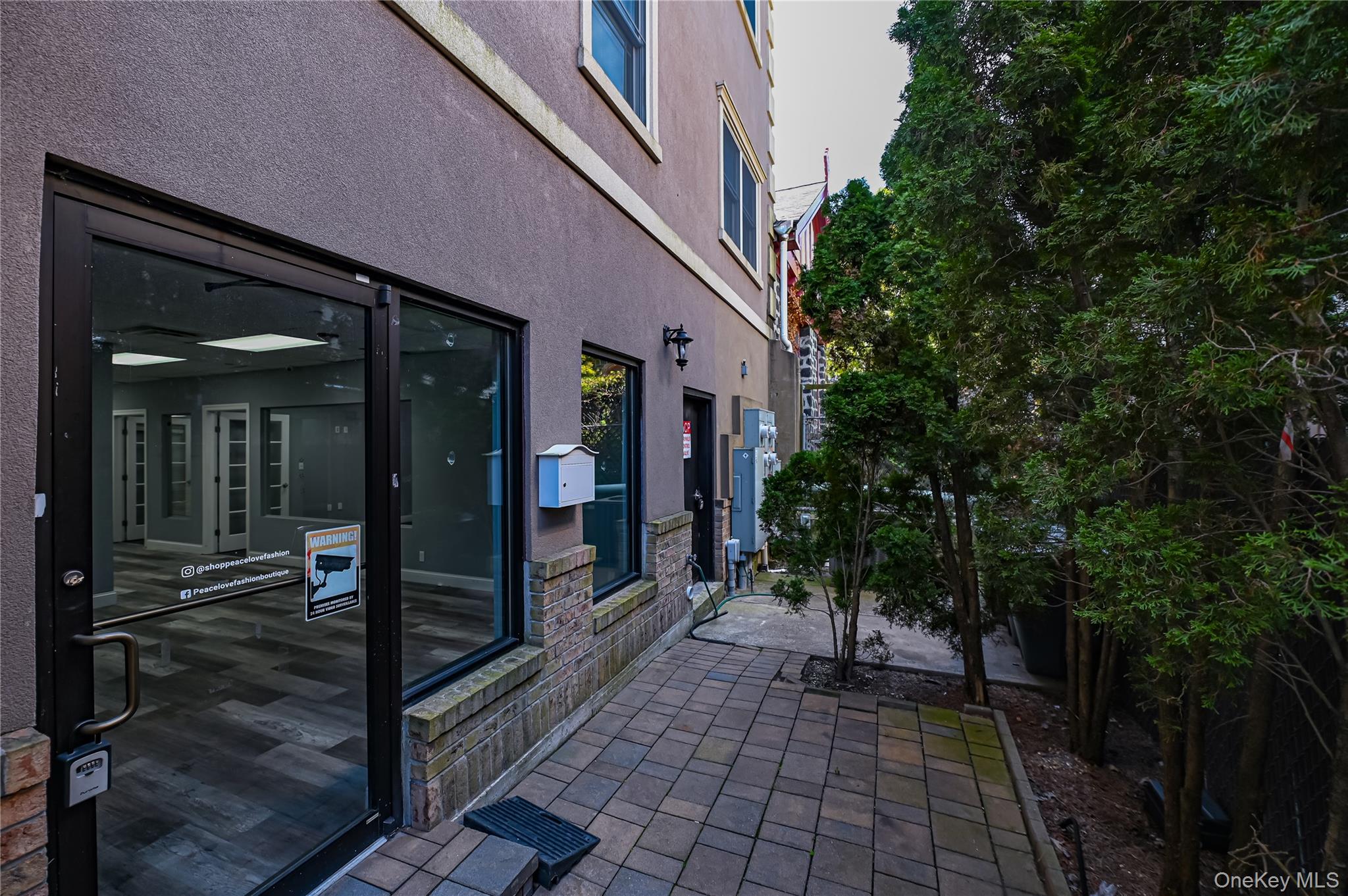 328A Main Street # 1st Fl, Huntington, NY 11743