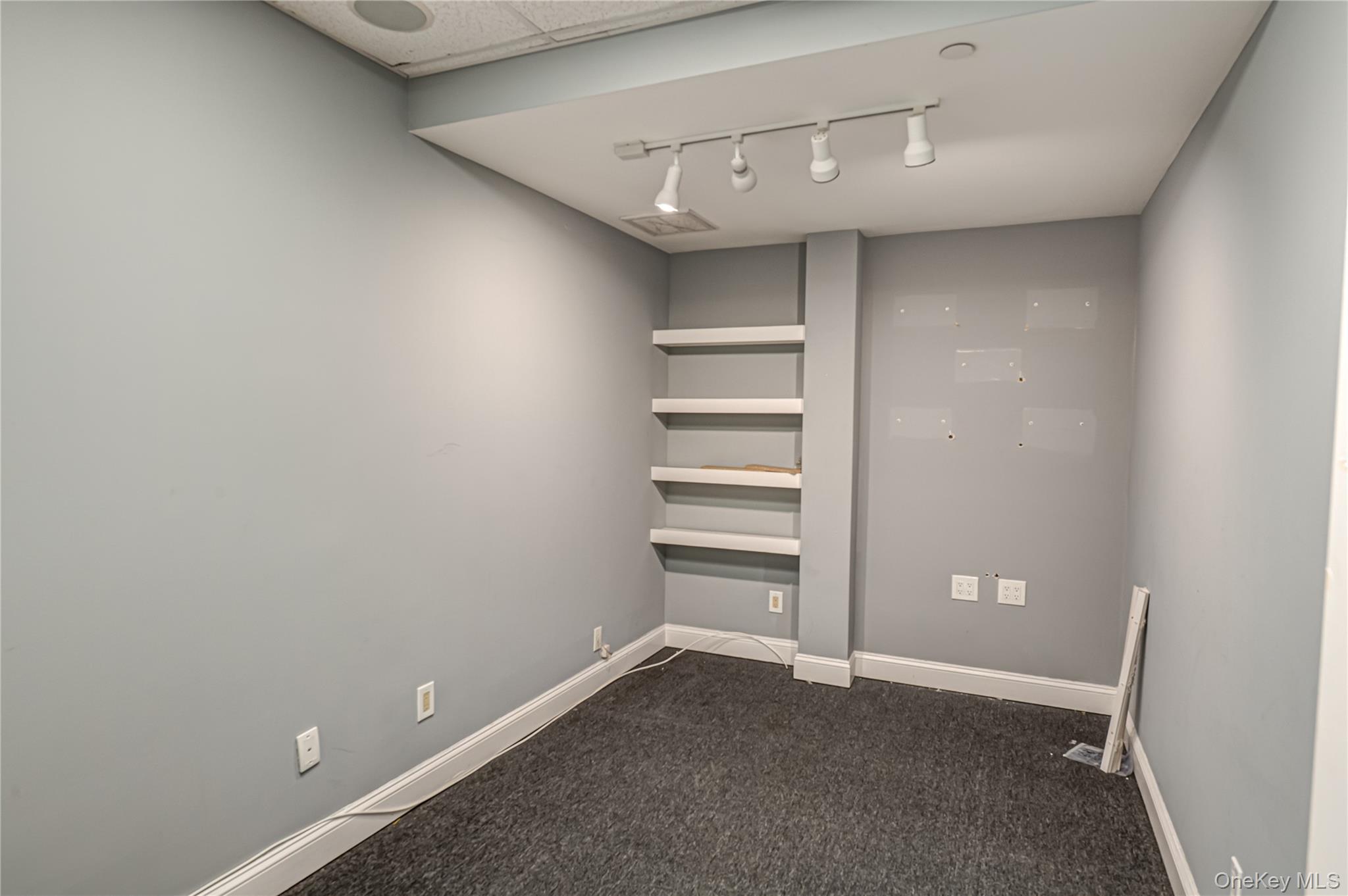 328A Main Street # 1st Fl, Huntington, NY 11743