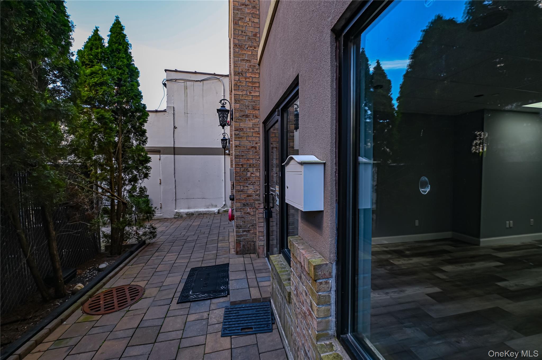 328A Main Street # 1st Fl, Huntington, NY 11743