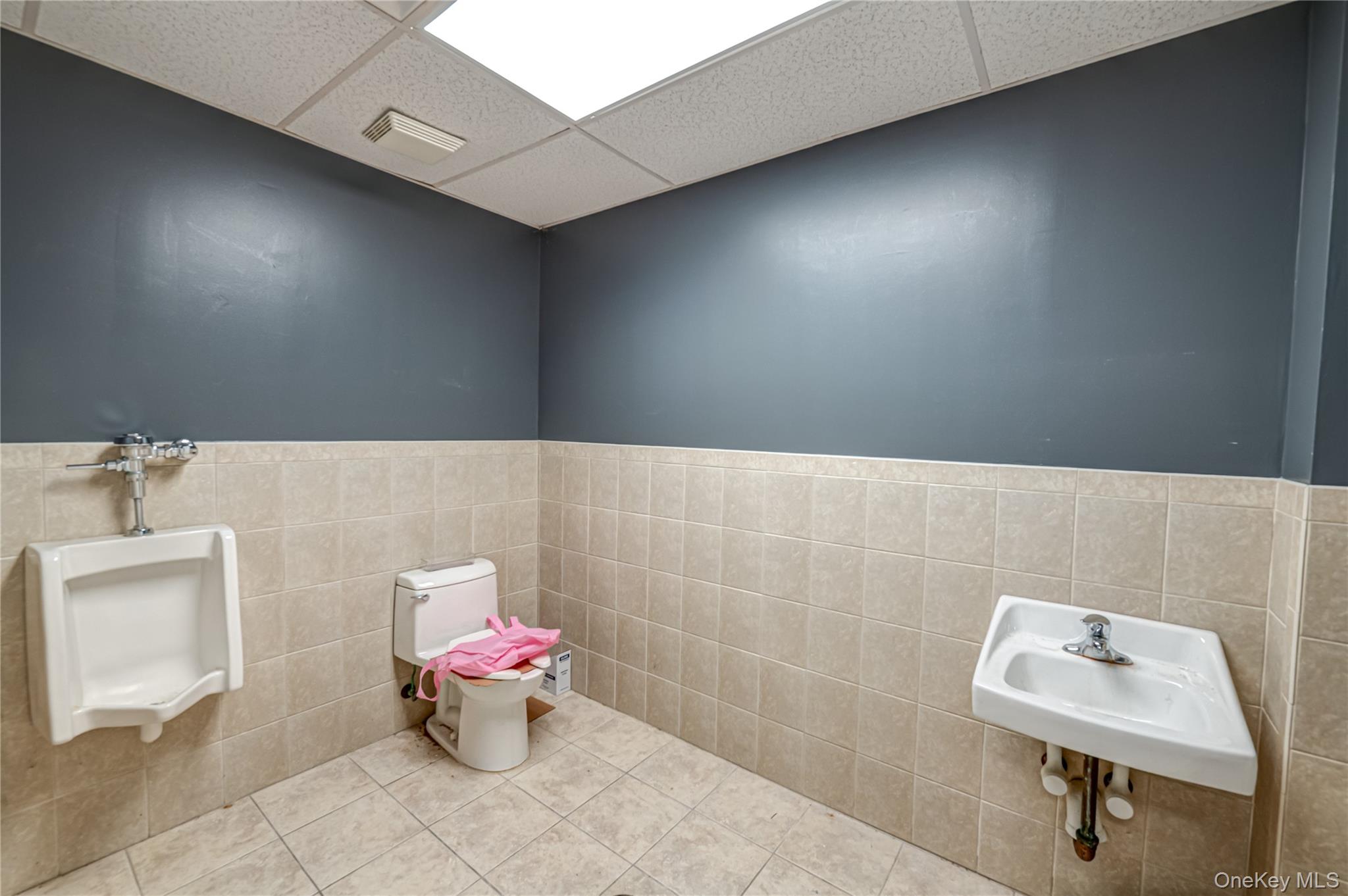 328A Main Street # 1st Fl, Huntington, NY 11743