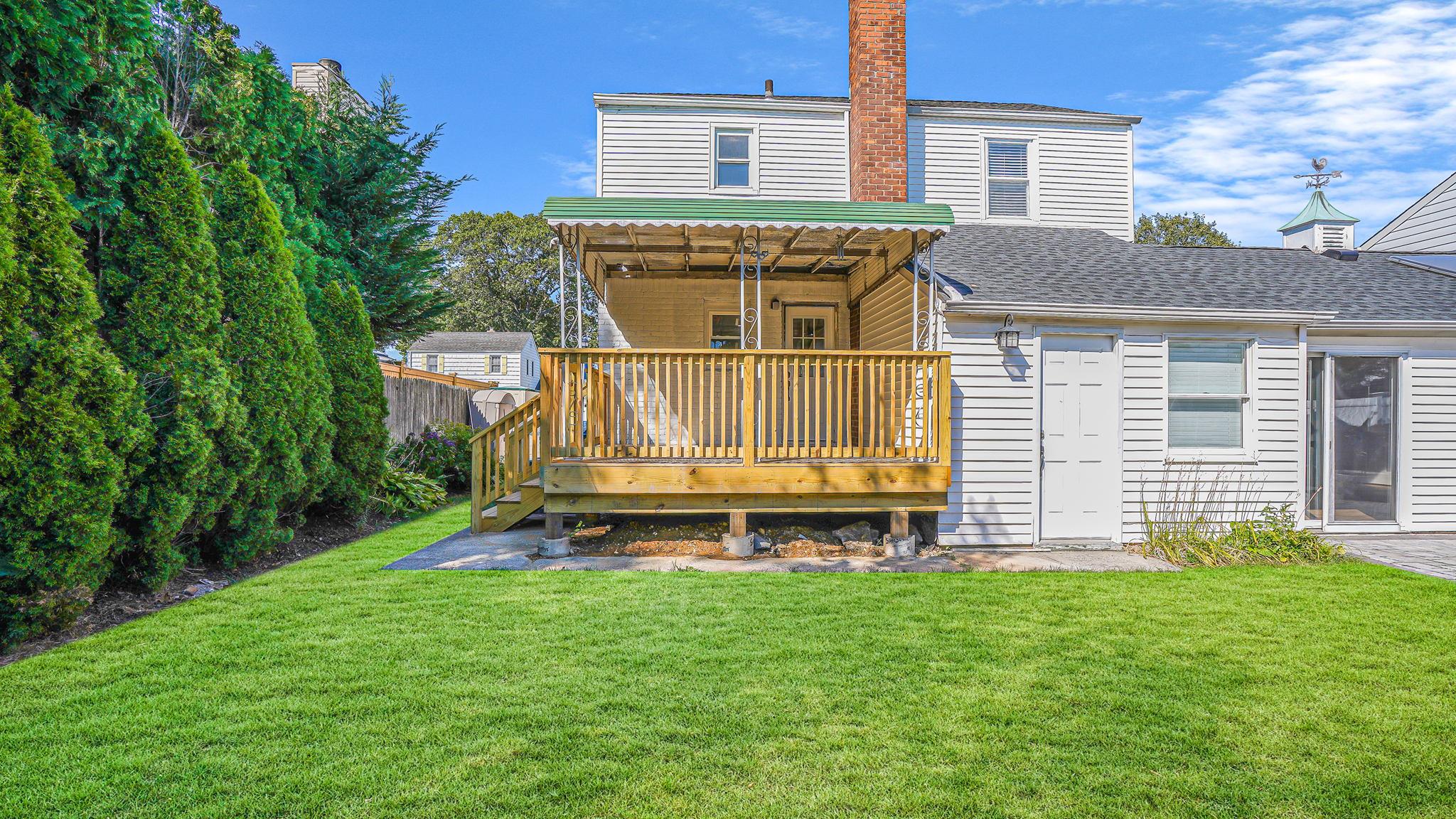 2282 3rd Street, East Meadow, NY 11554