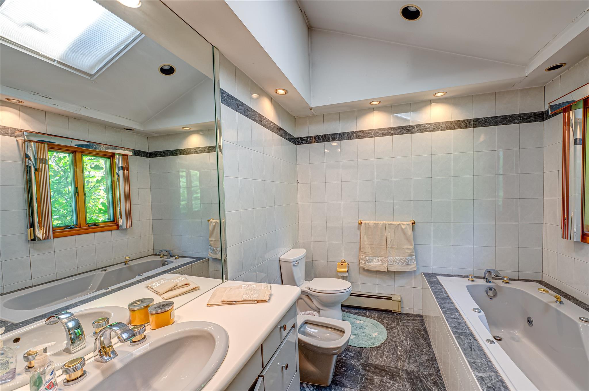 22 Penn Drive, Dix Hills, NY 11746