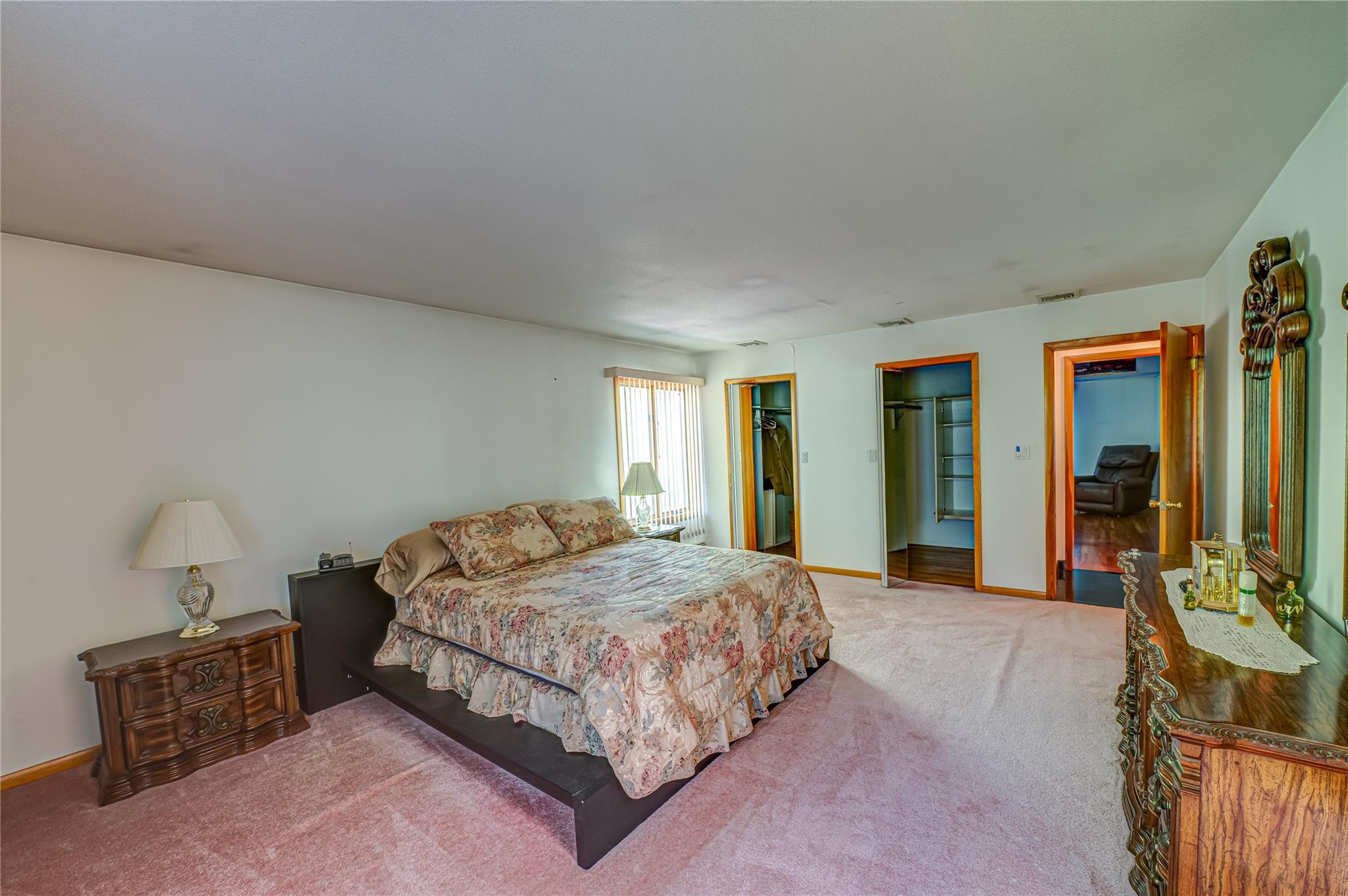 22 Penn Drive, Dix Hills, NY 11746