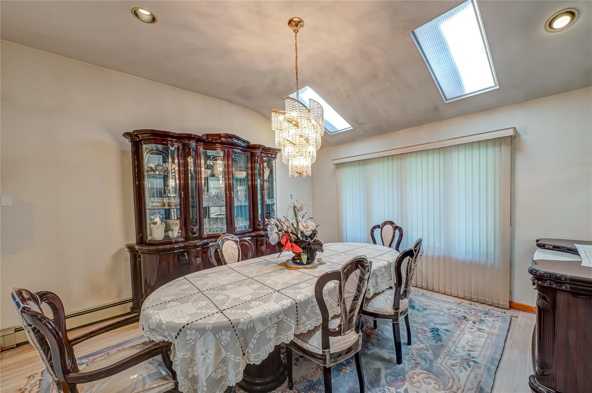 22 Penn Drive, Dix Hills, NY 11746