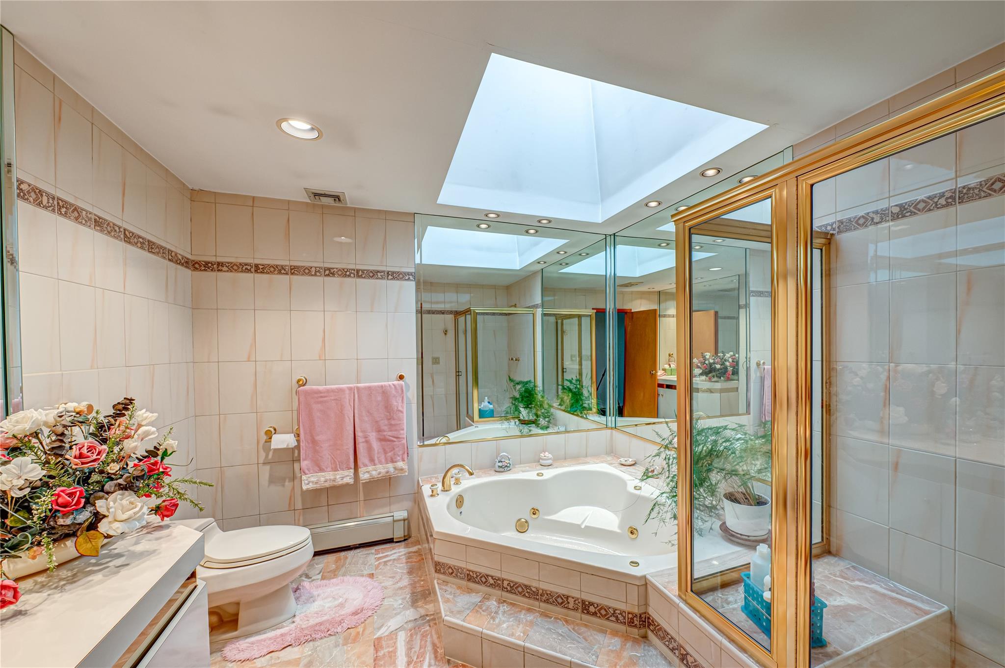 22 Penn Drive, Dix Hills, NY 11746