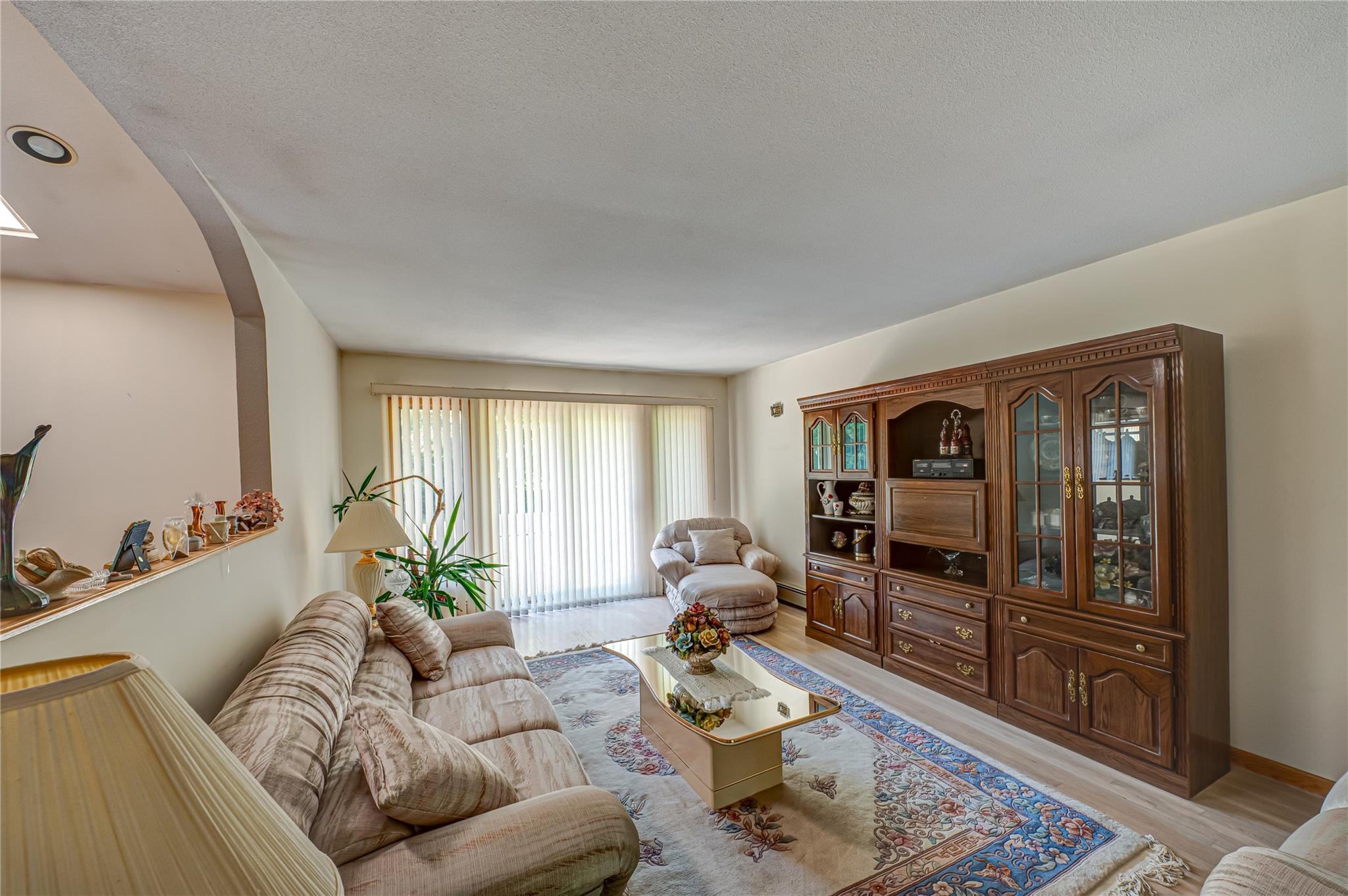 22 Penn Drive, Dix Hills, NY 11746