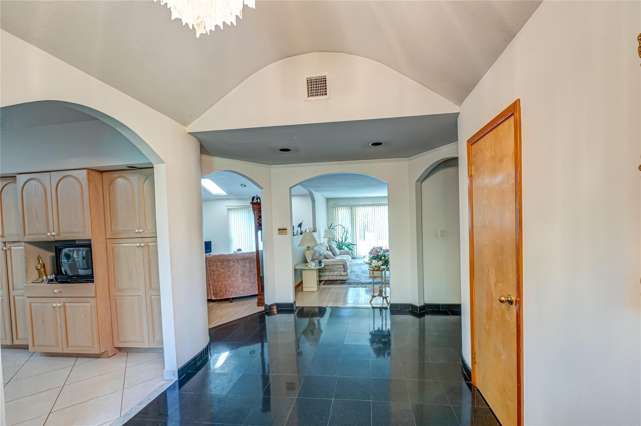 22 Penn Drive, Dix Hills, NY 11746