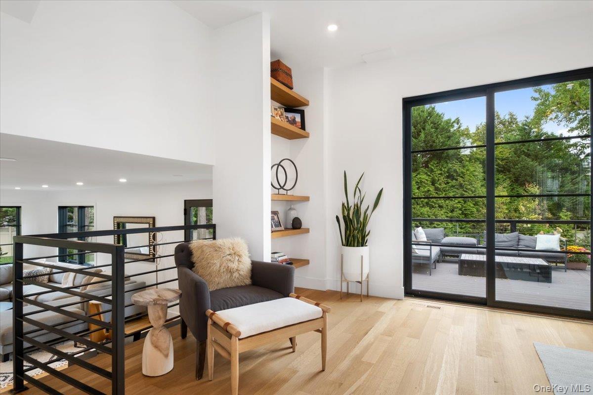 1040 Nautilus Lane, Mamaroneck, NY 10543