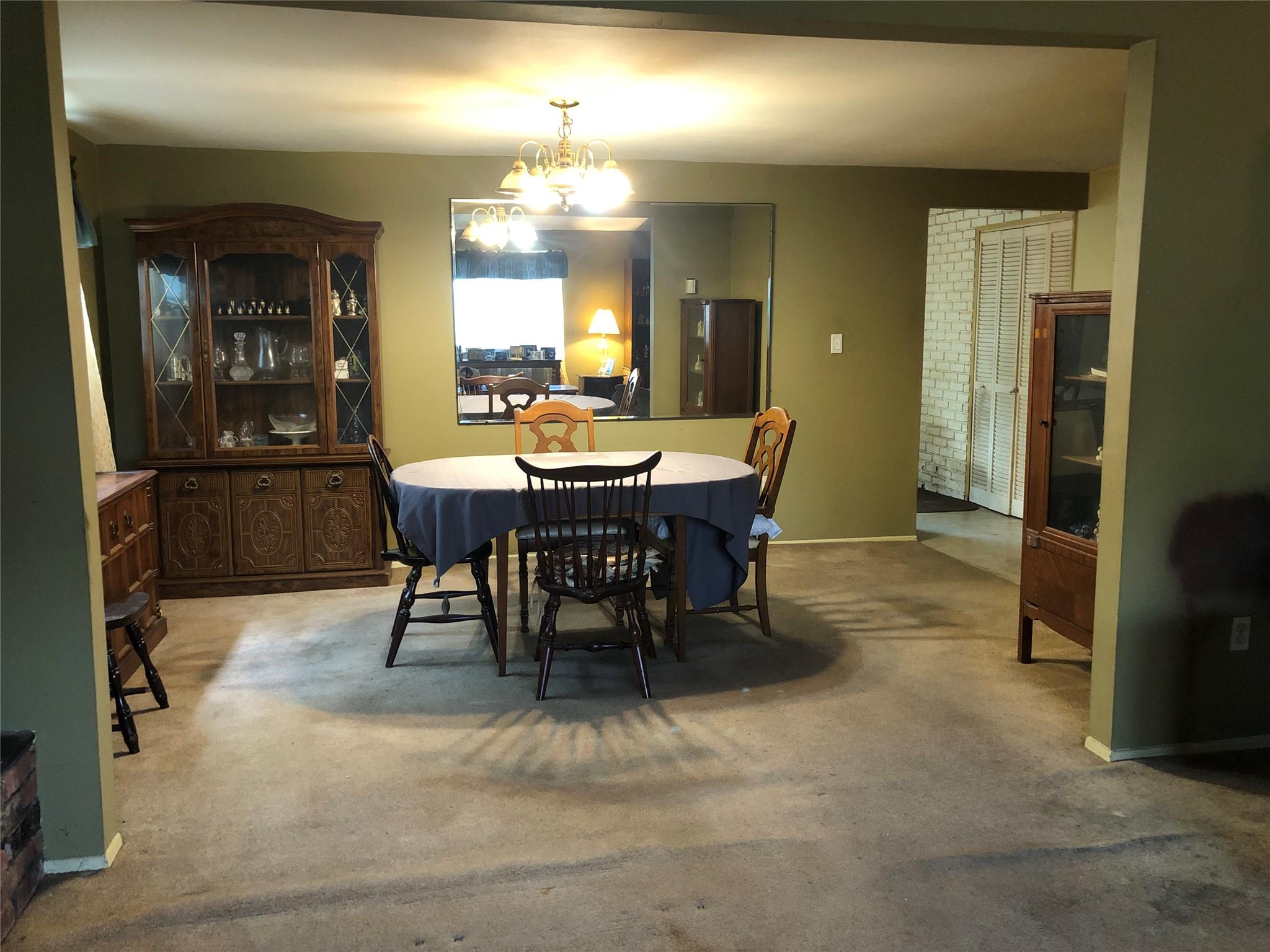 12 Executive Road, Selden, NY 11784