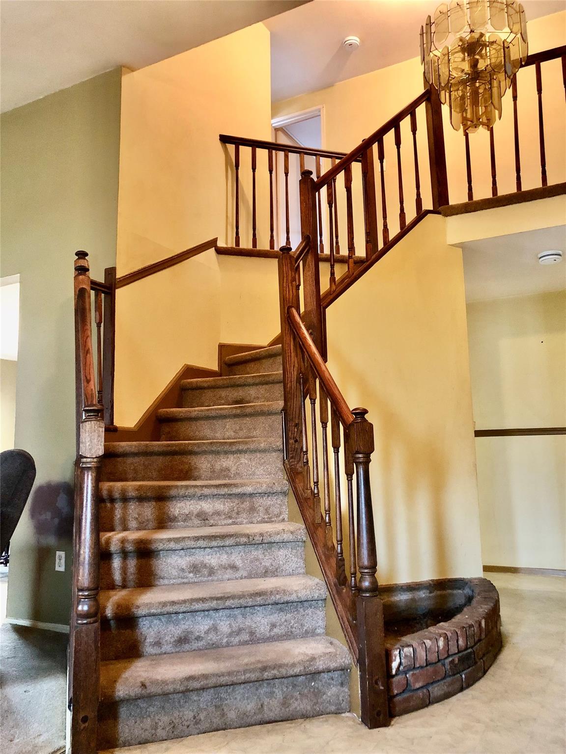 12 Executive Road, Selden, NY 11784