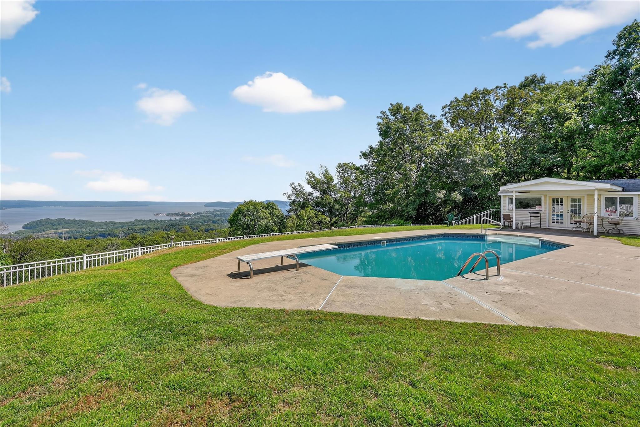 10 Soluri Lane, Tomkins Cove, NY 10986